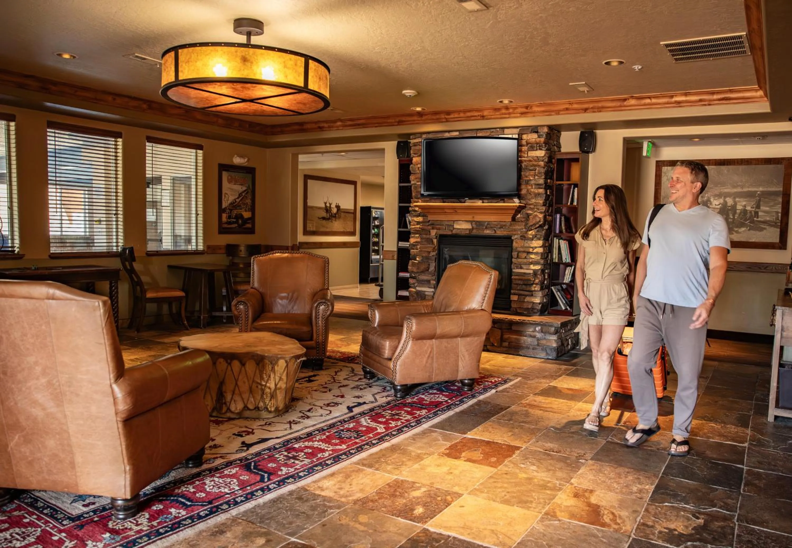 Lobby or reception in Yellowstone Park Hotel