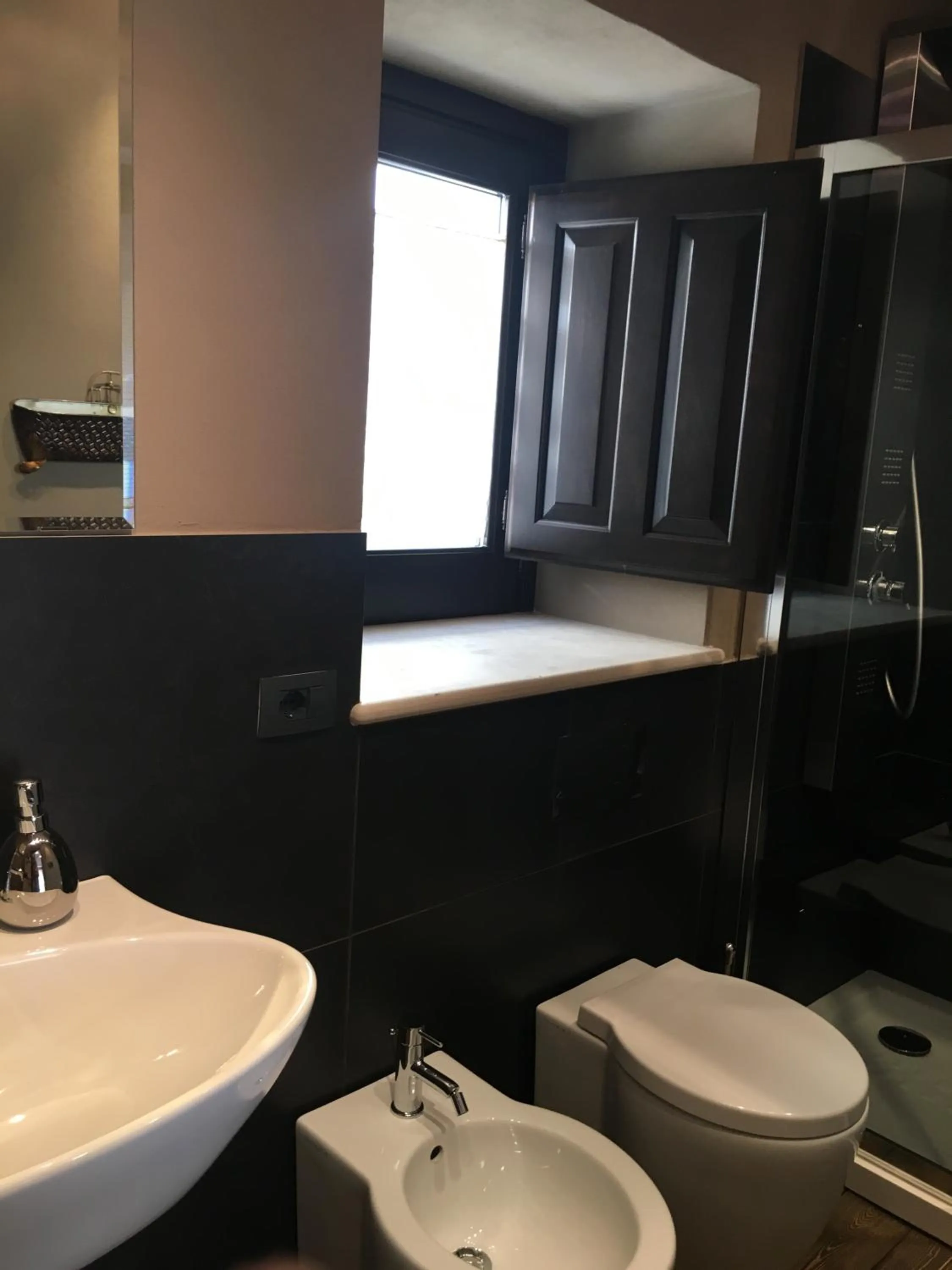 Shower in B&B Santapau Charme Living