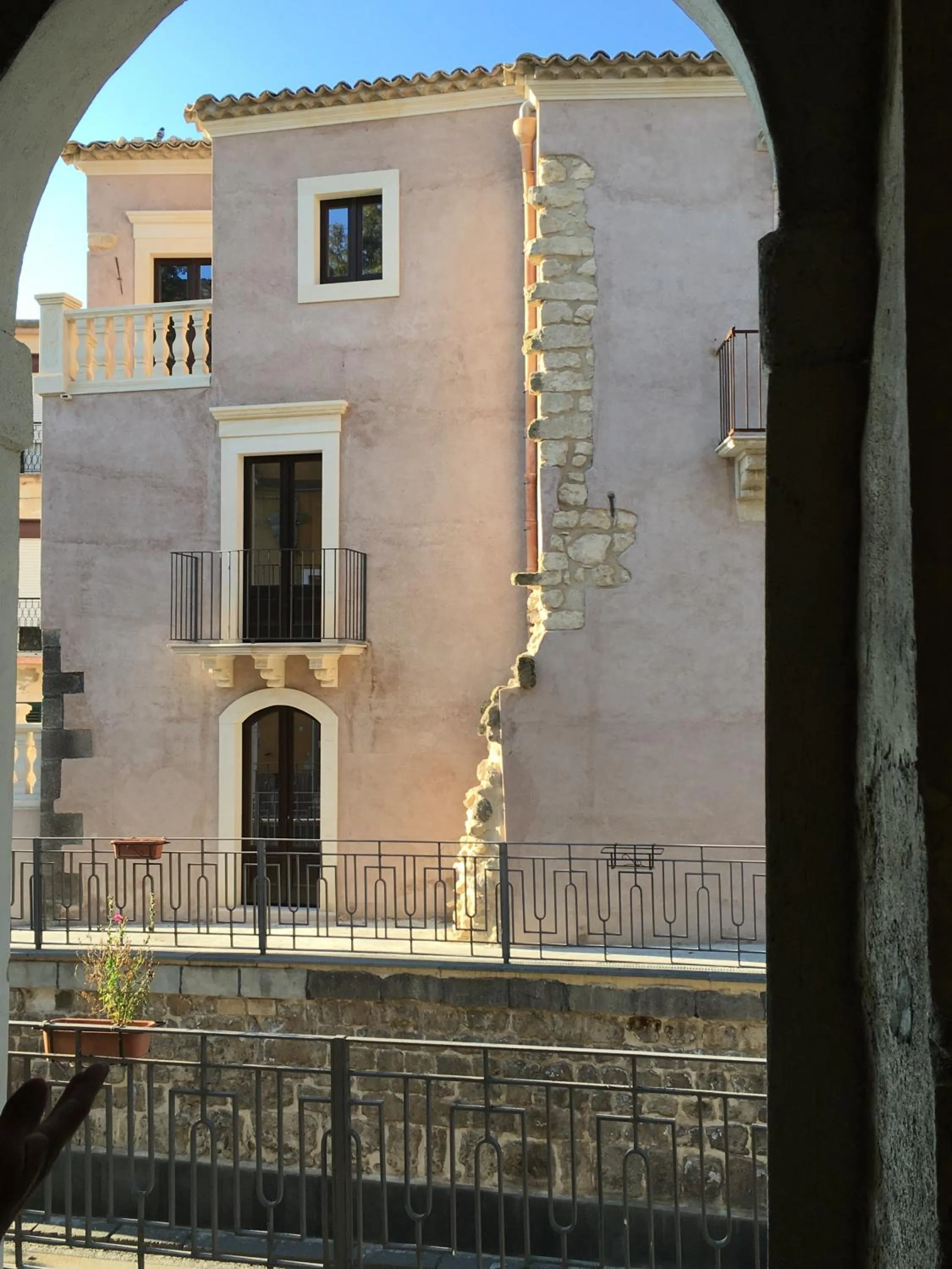 Property building in B&B Santapau Charme Living