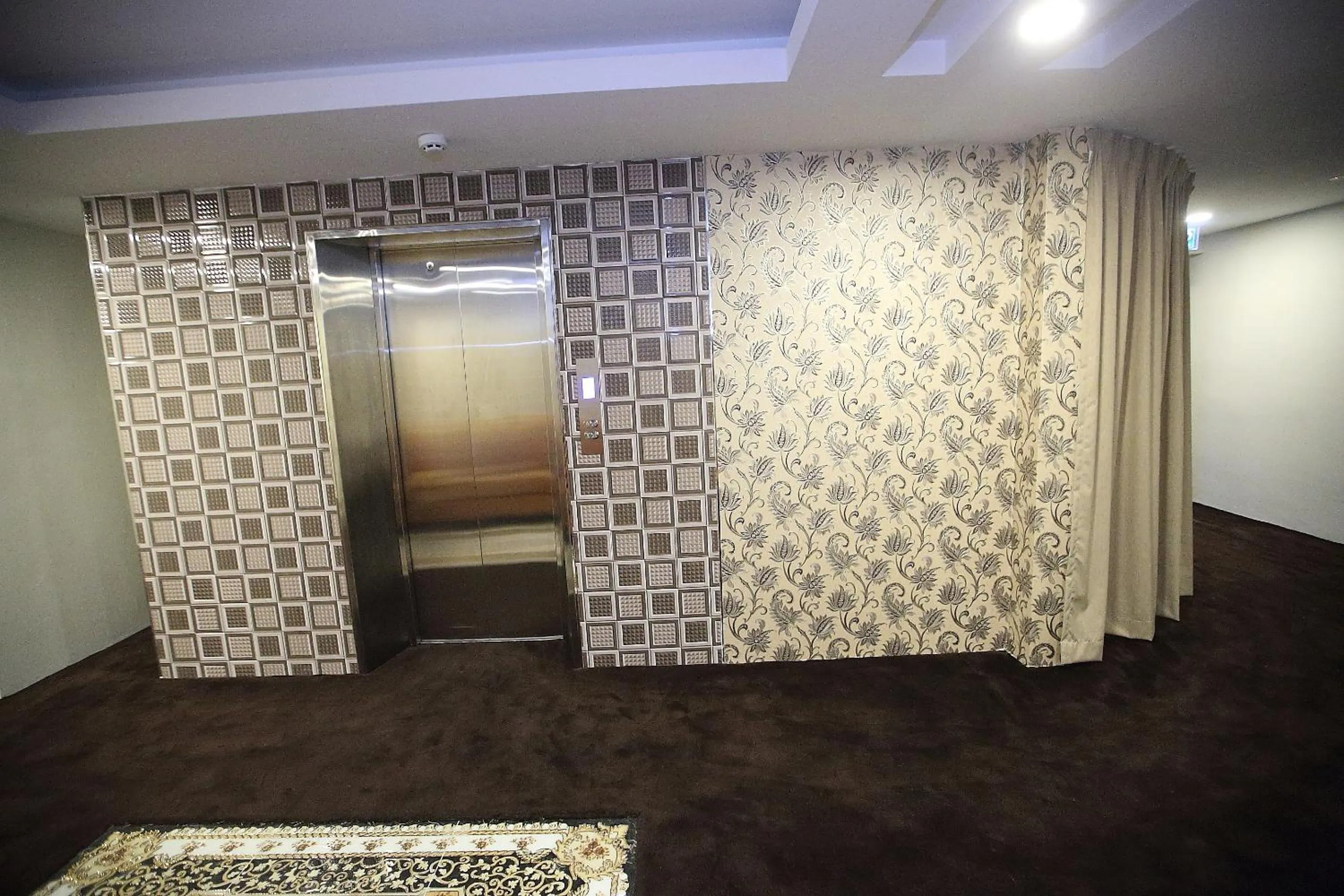 Floor plan in Al Khatiri Hotel