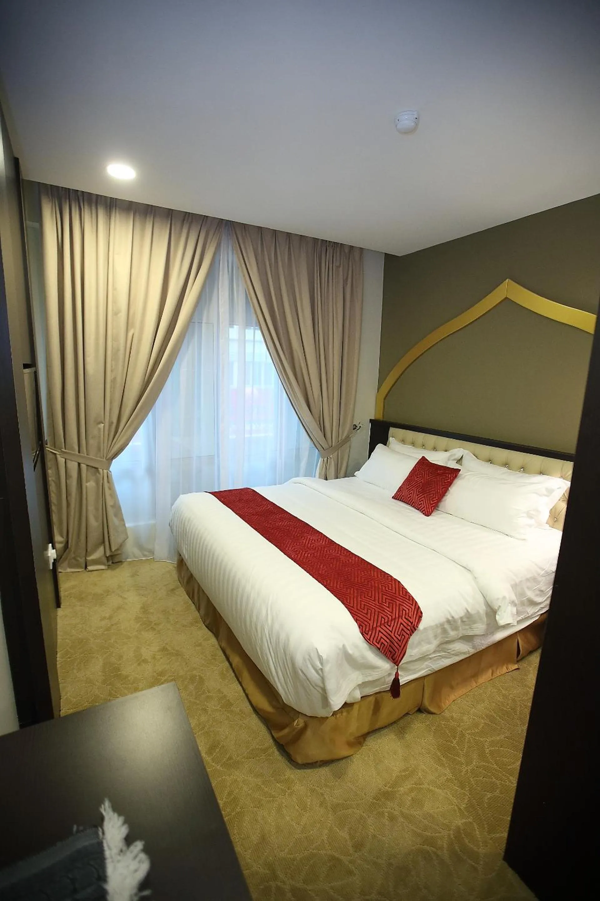 Bedroom, Bed in Al Khatiri Hotel