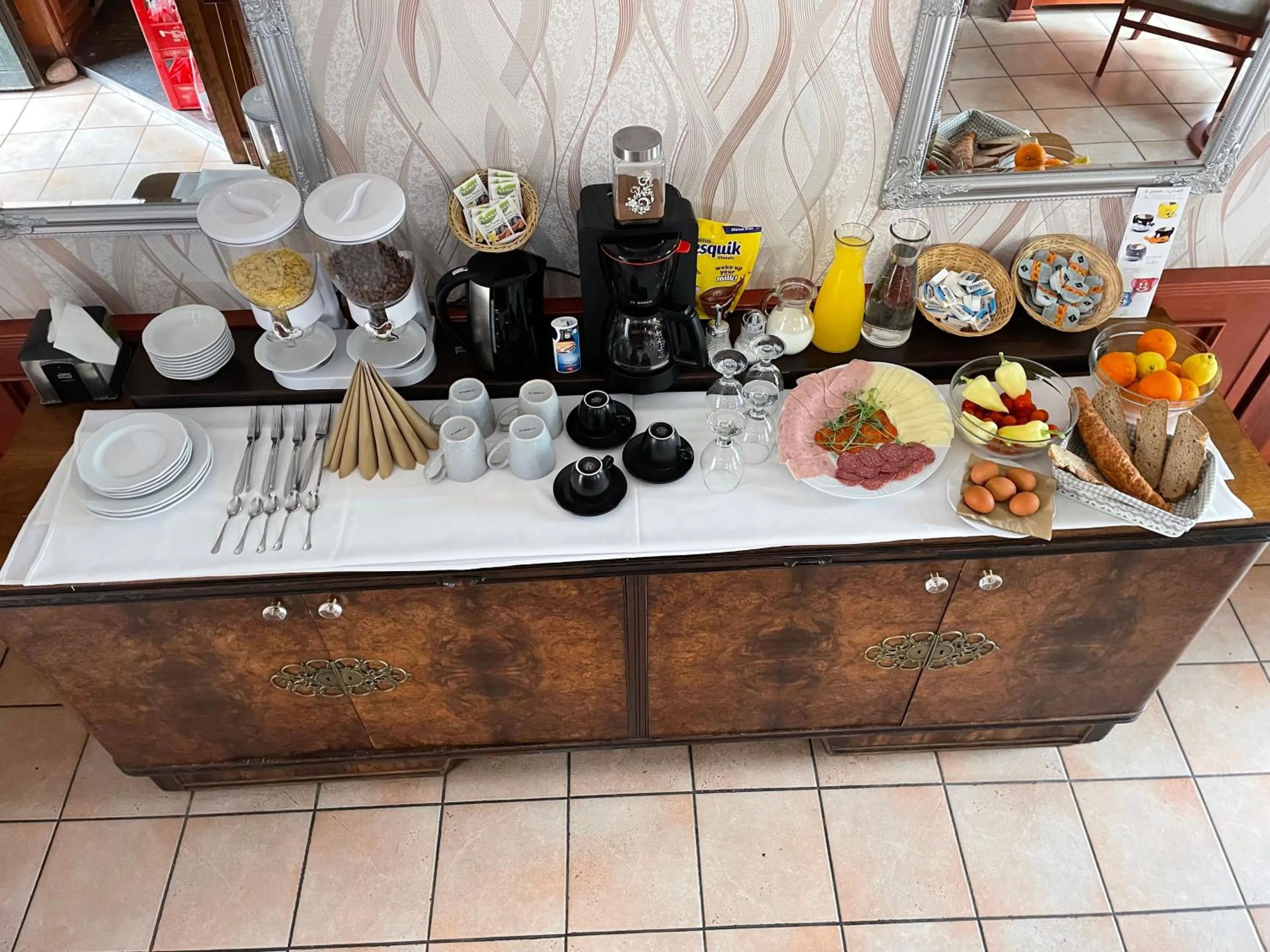 Restaurant/places to eat in Vadász Panzió és Étterem