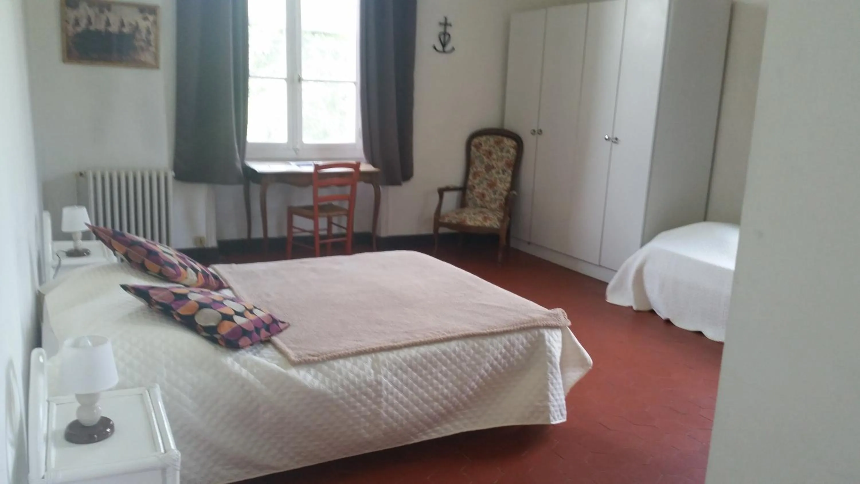 Photo of the whole room, Bed in Le Mas d'Icard