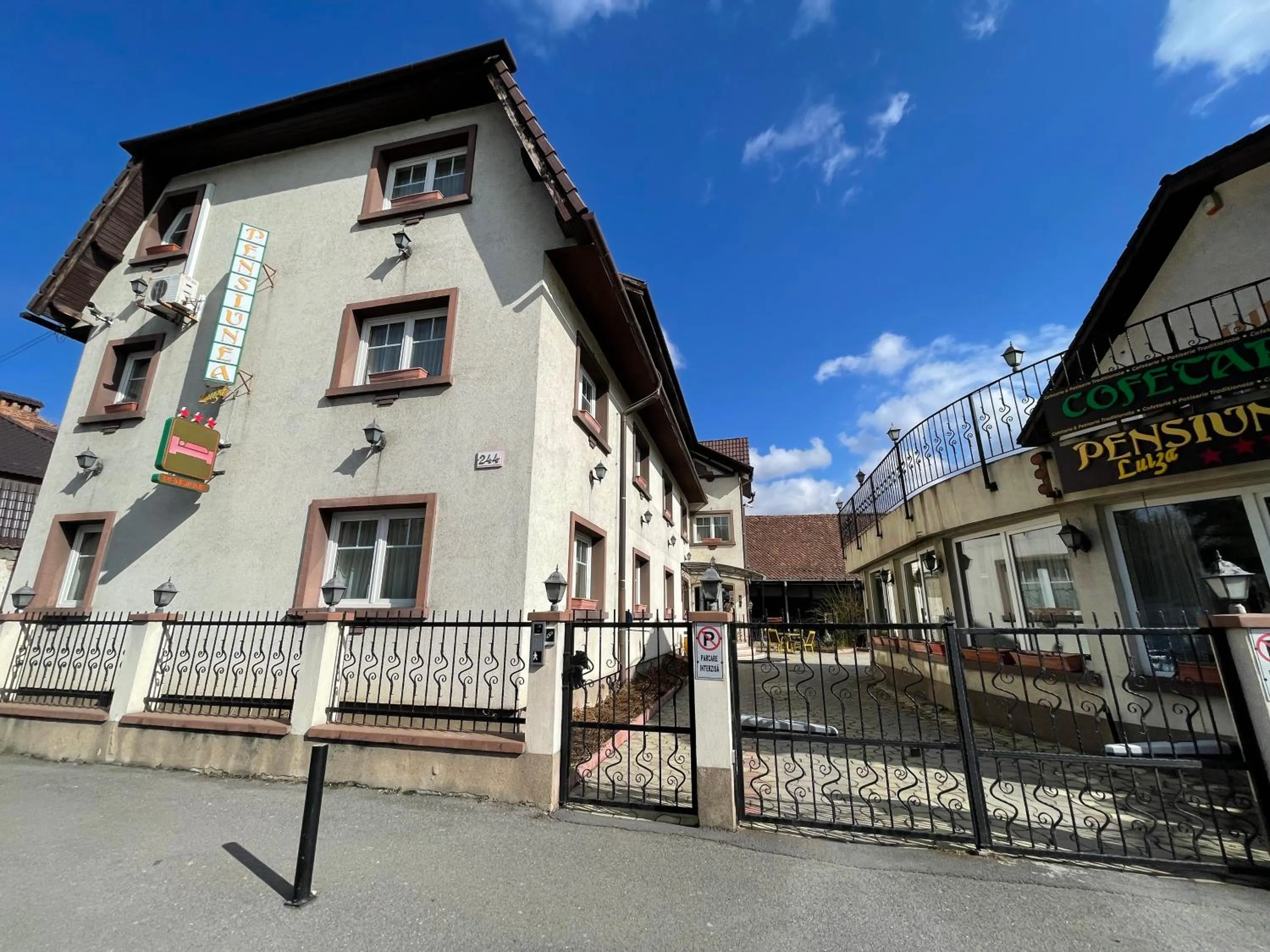 Property building in Pensiunea Luiza