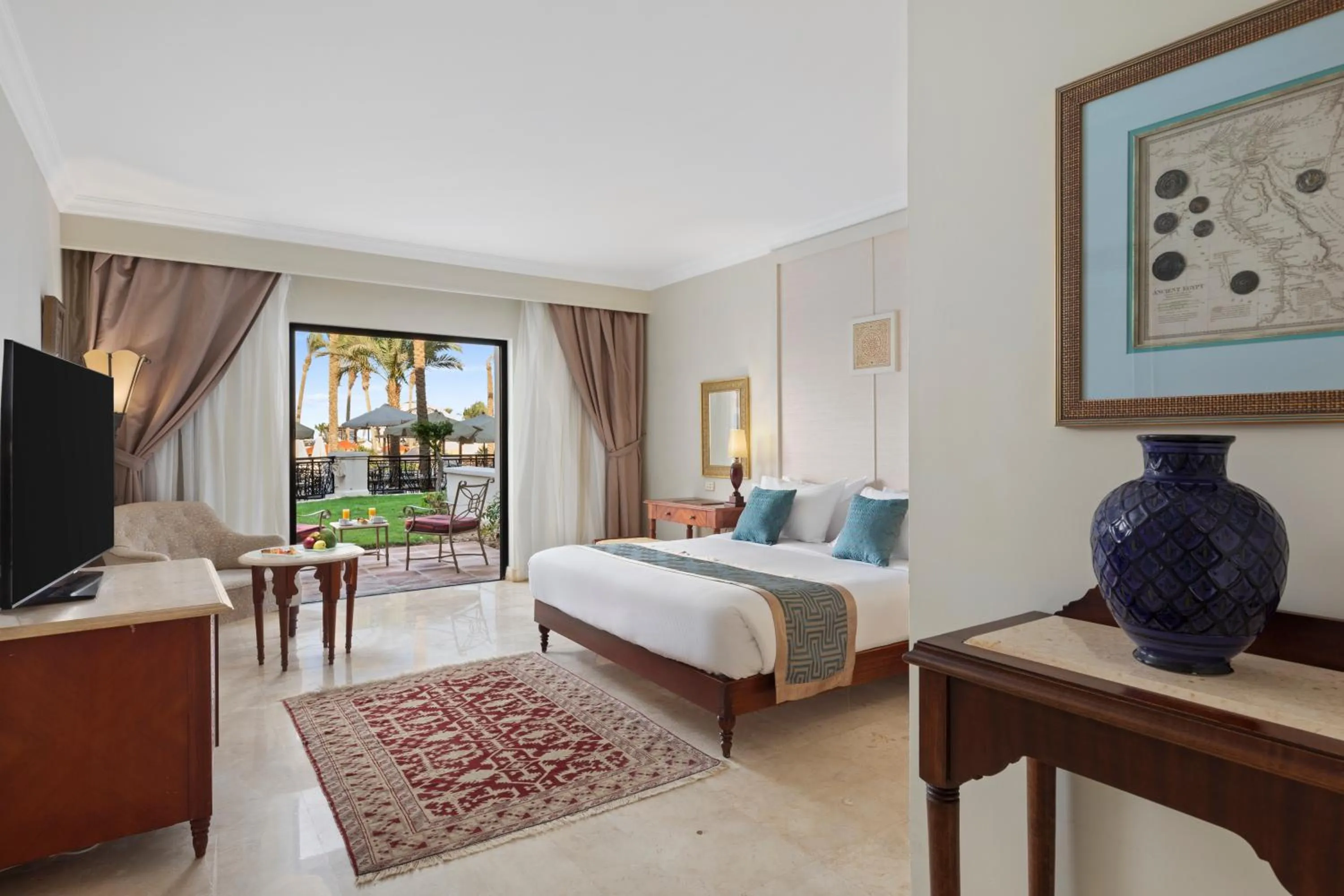 Bed in Pickalbatros The Palace Port Ghalib