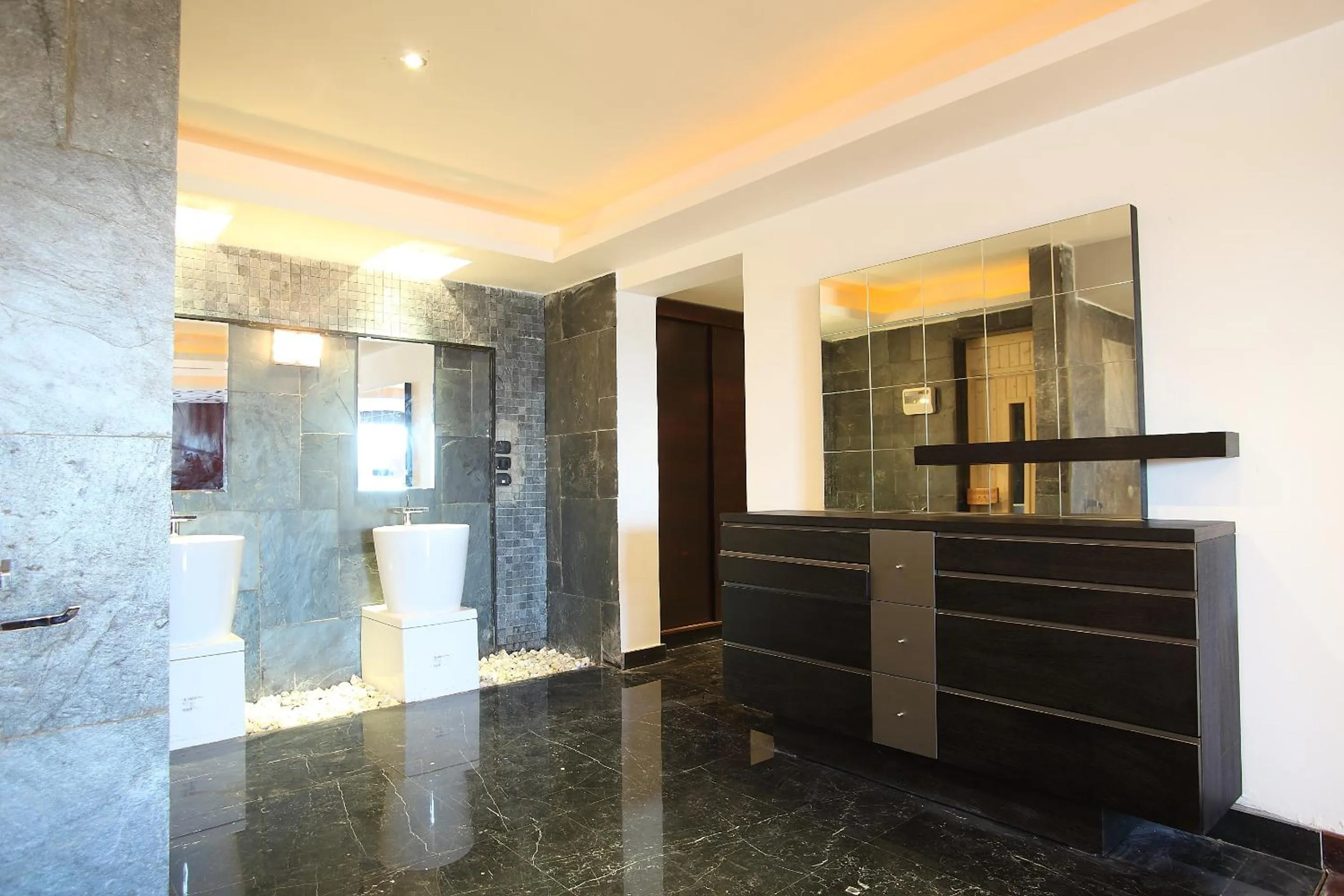 Bathroom in Pickalbatros The Palace Port Ghalib