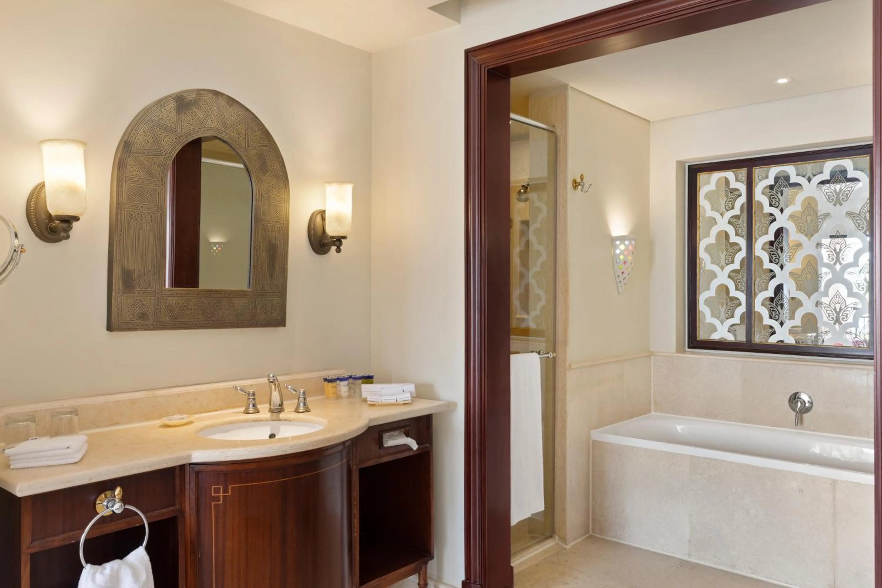 Toilet in Pickalbatros The Palace Port Ghalib