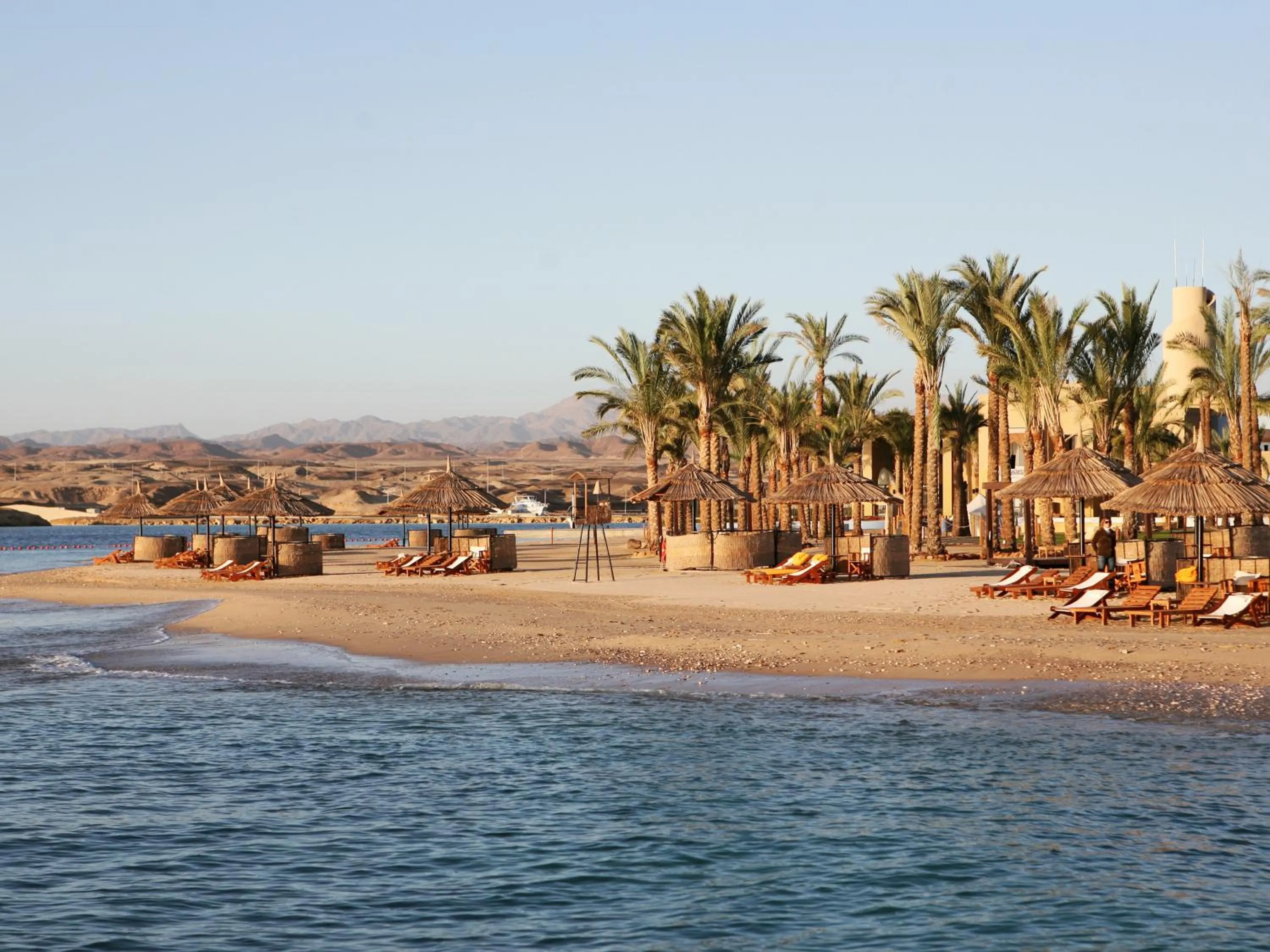 Beach in Pickalbatros The Palace Port Ghalib