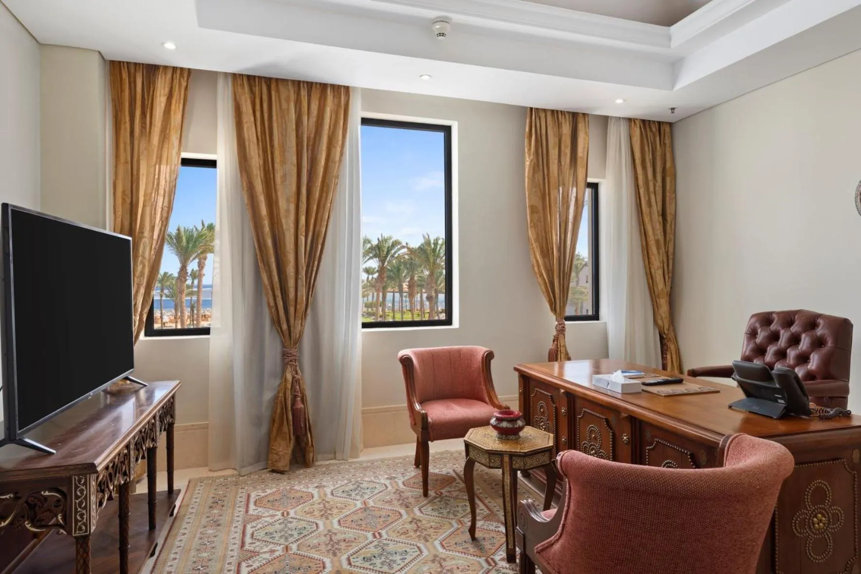 TV and multimedia in Pickalbatros The Palace Port Ghalib