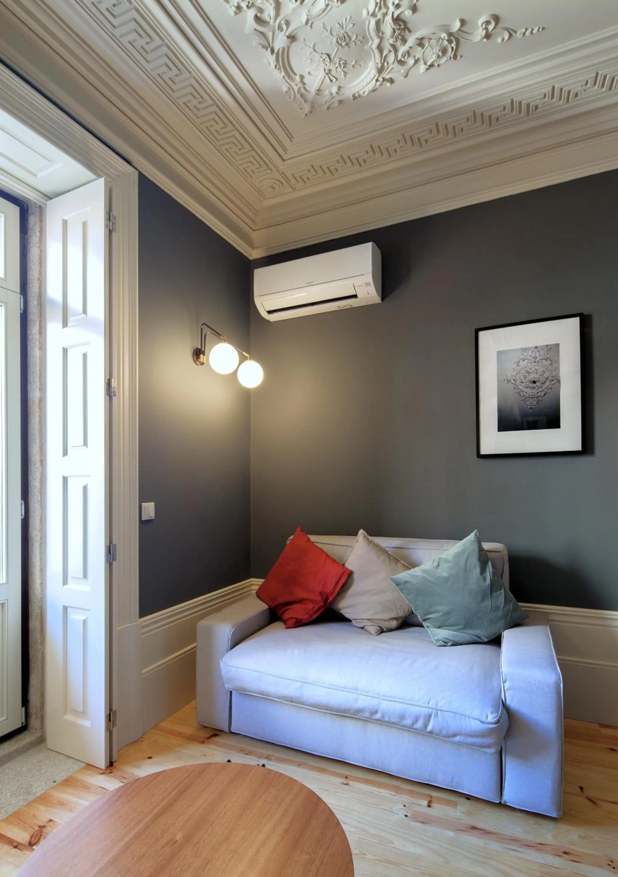 Living room, Bed in Oporto Maison Batalha