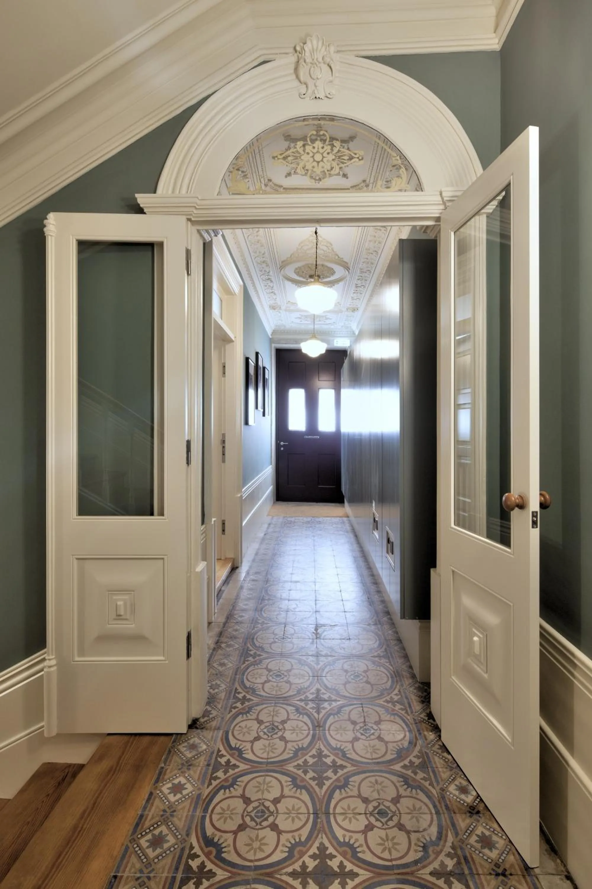 Facade/entrance in Oporto Maison Batalha