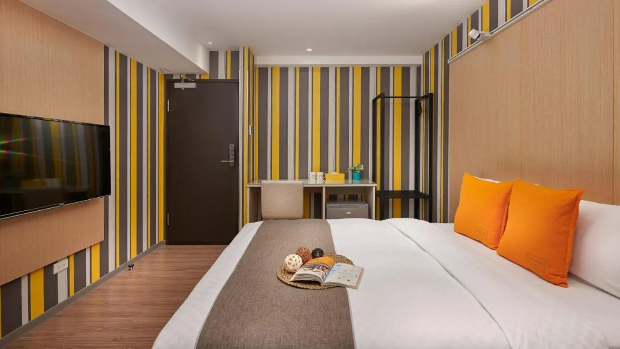 Bed in Click Hotel - Taipei Main Station Branch