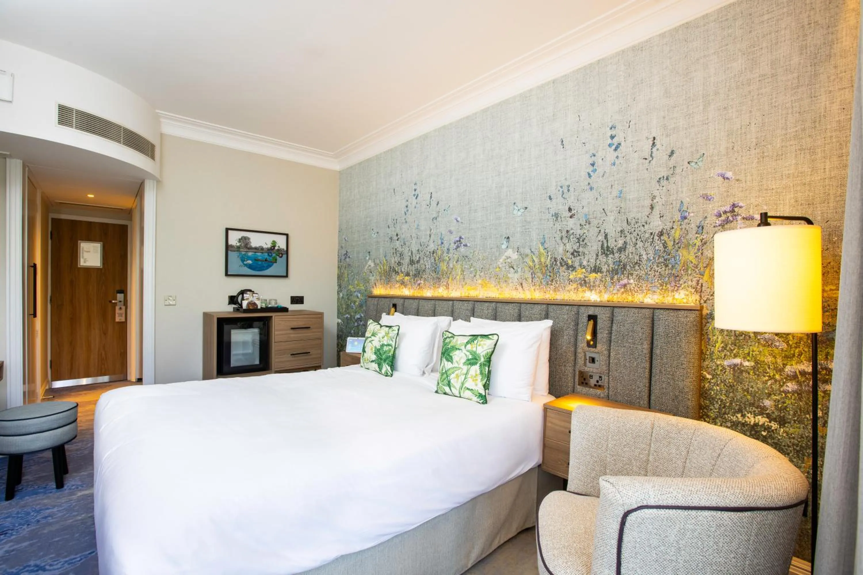 Bedroom, Bed in Reserve, by Warner Hotels - The Runnymede on Thames