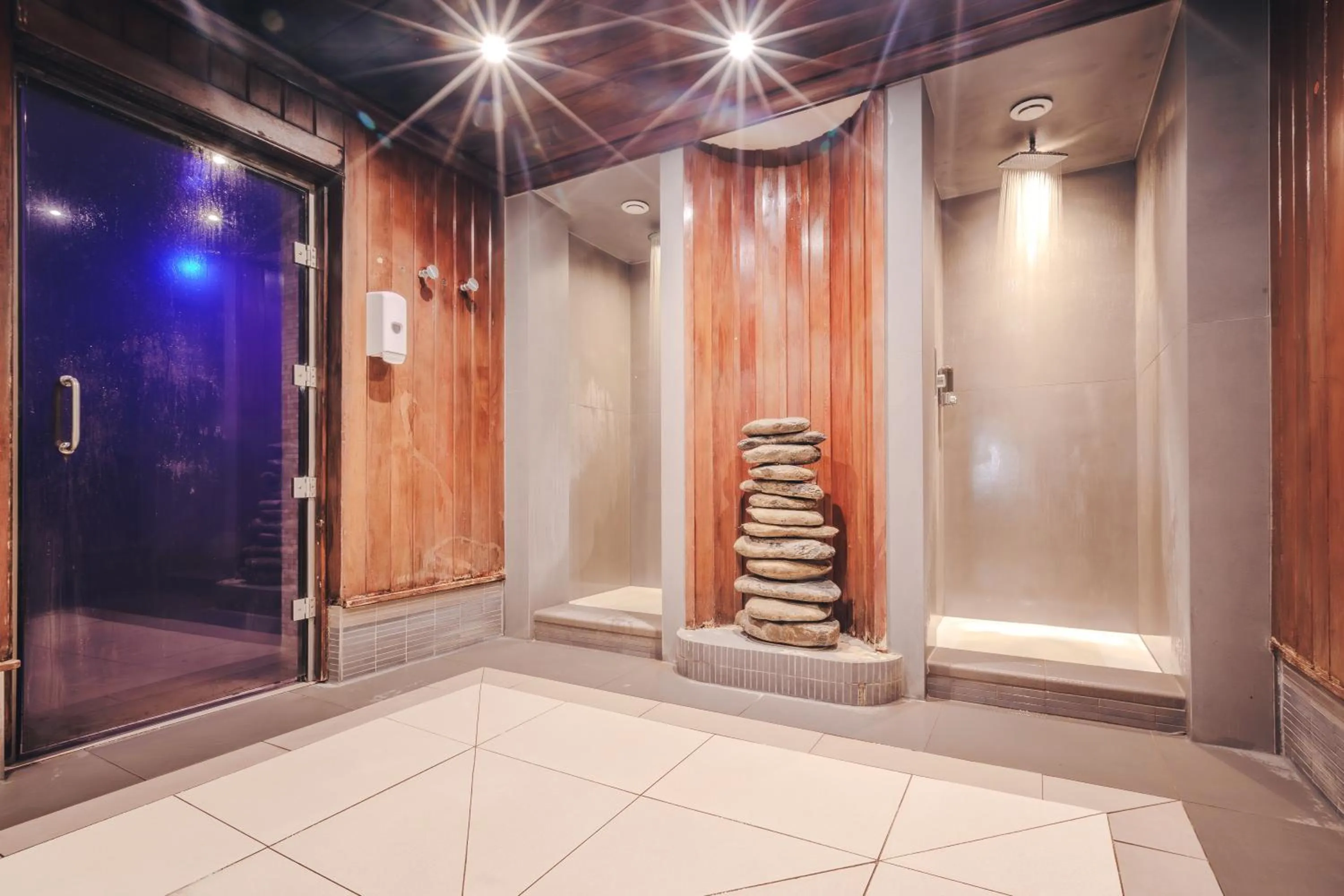 Spa and wellness centre/facilities in Reserve, by Warner Hotels - The Runnymede on Thames