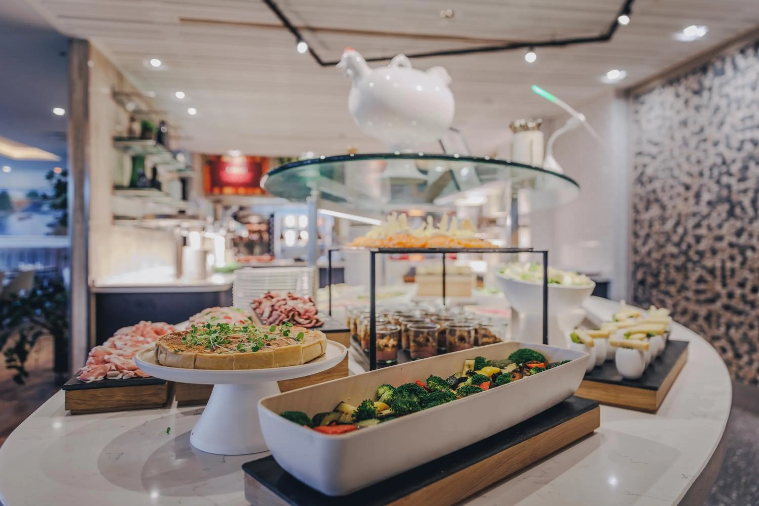 Food and drinks in Reserve, by Warner Hotels - The Runnymede on Thames