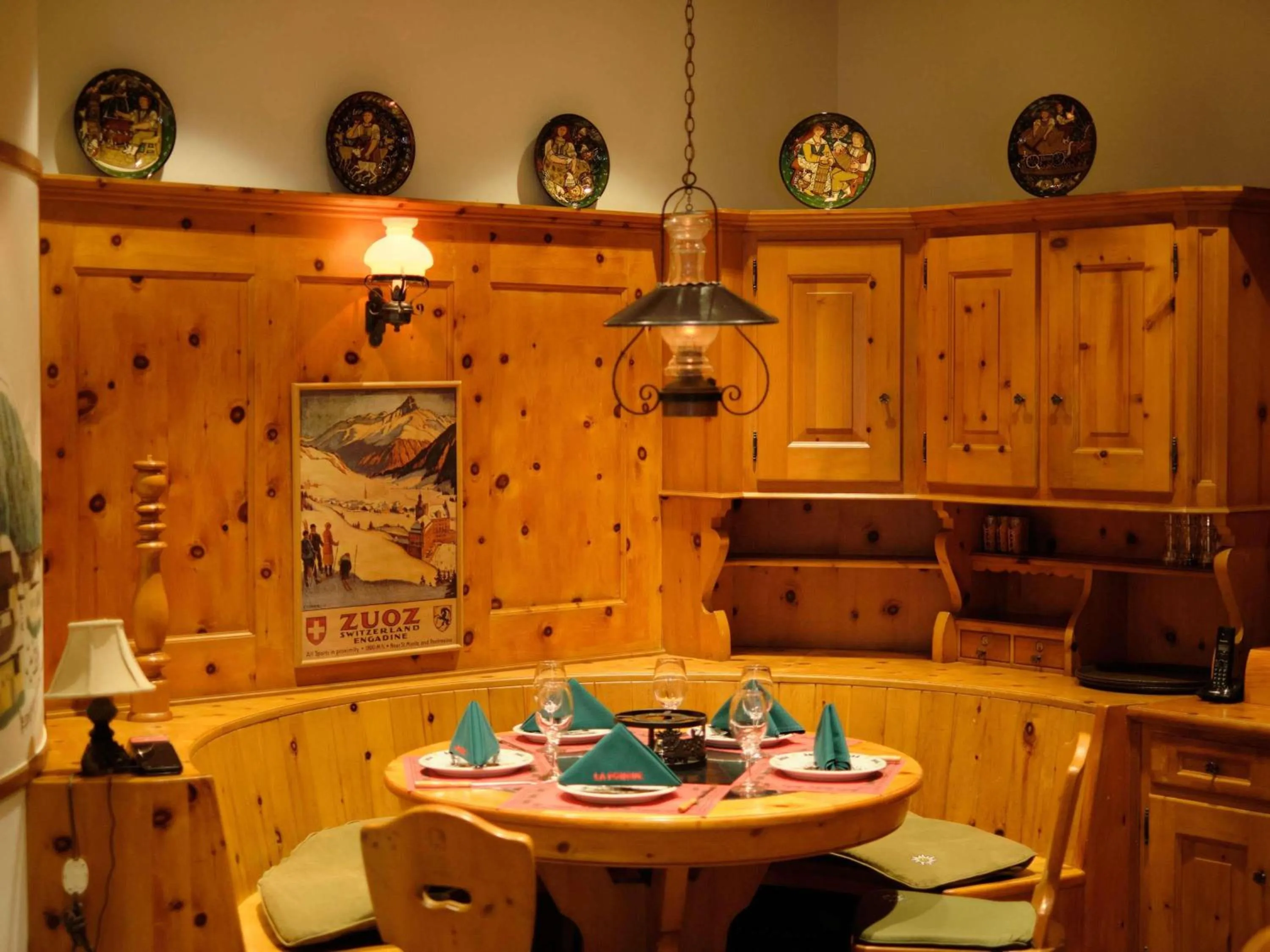 Restaurant/places to eat in Swissotel Lima