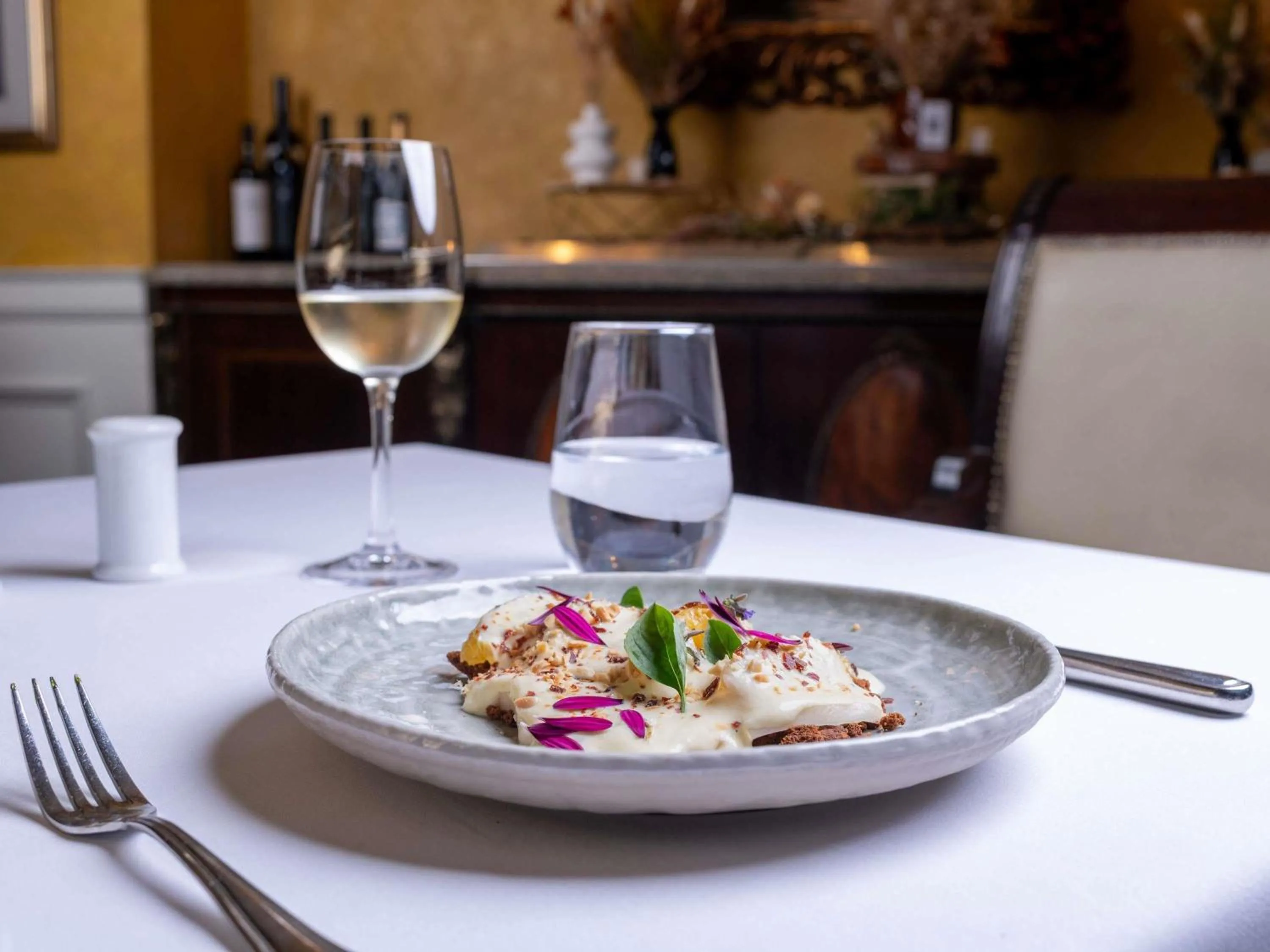 Restaurant/places to eat in Swissotel Lima