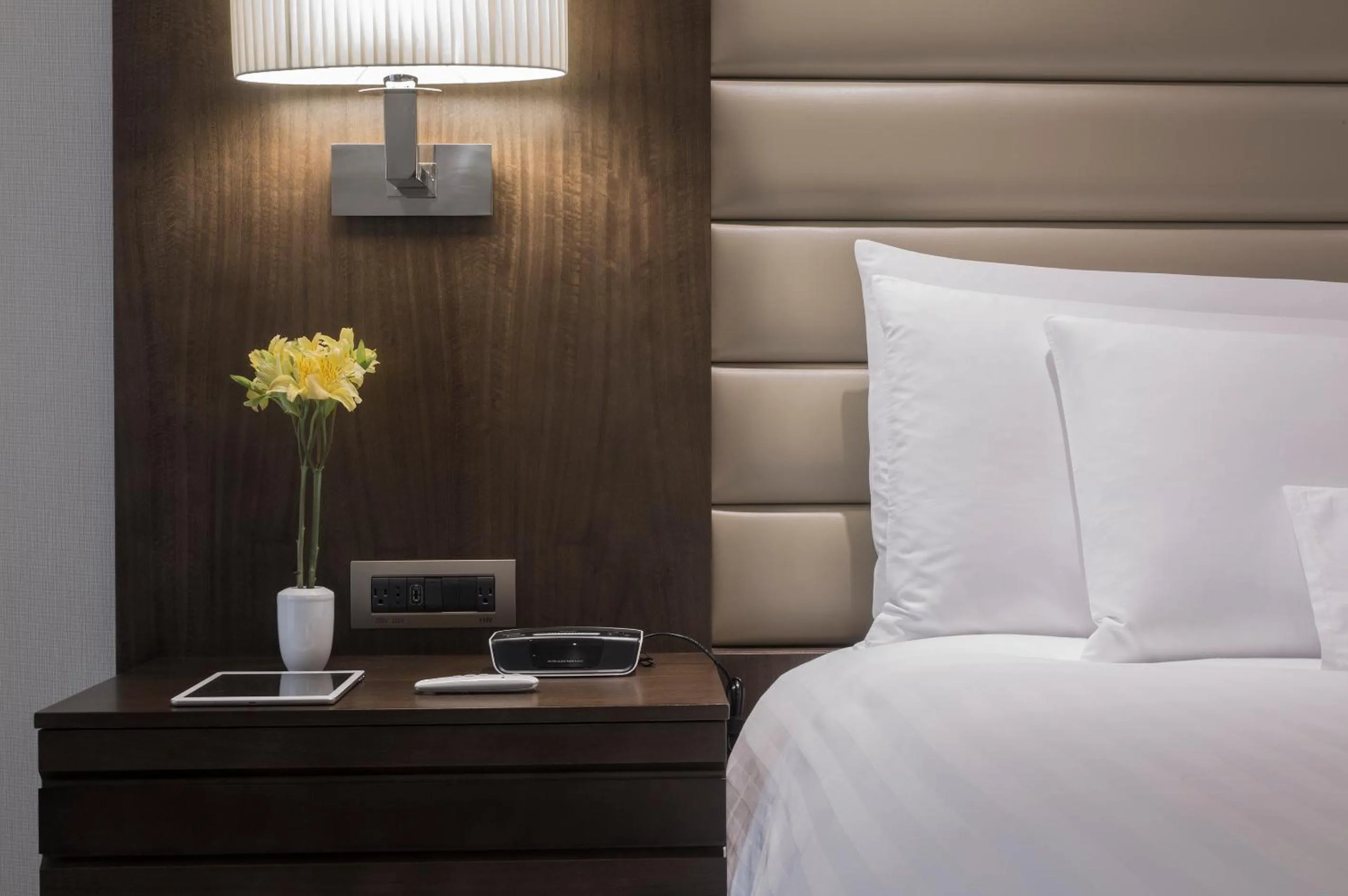 Decorative detail, Bed in Swissotel Lima