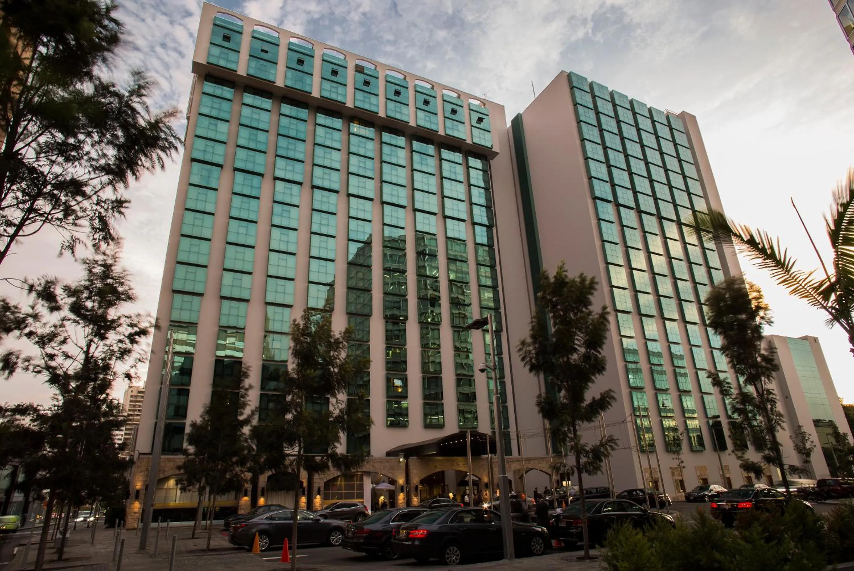 Facade/entrance in Swissotel Lima