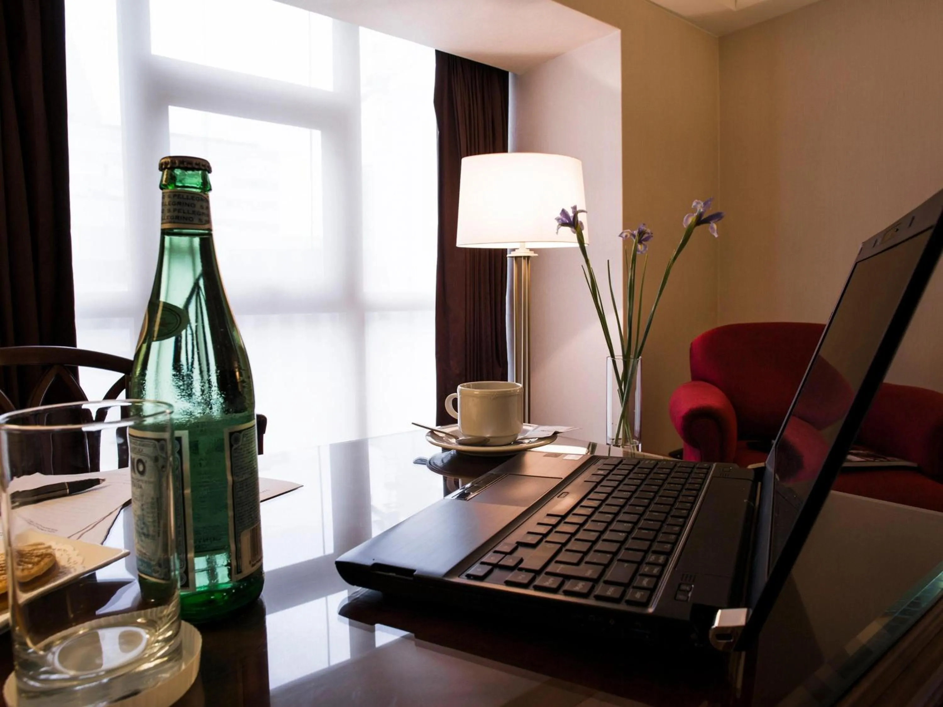 Bedroom in Swissotel Lima