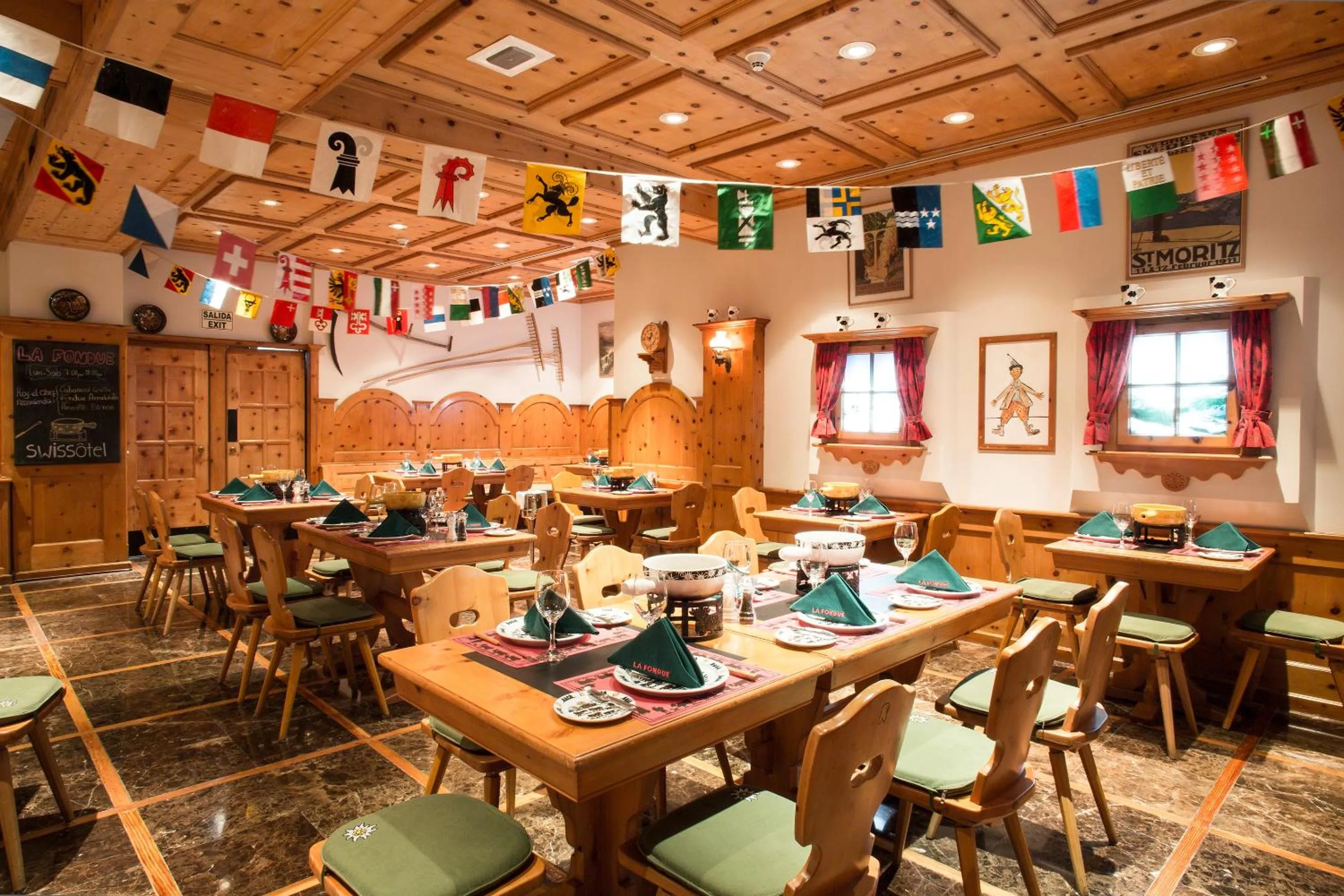 Restaurant/places to eat in Swissotel Lima