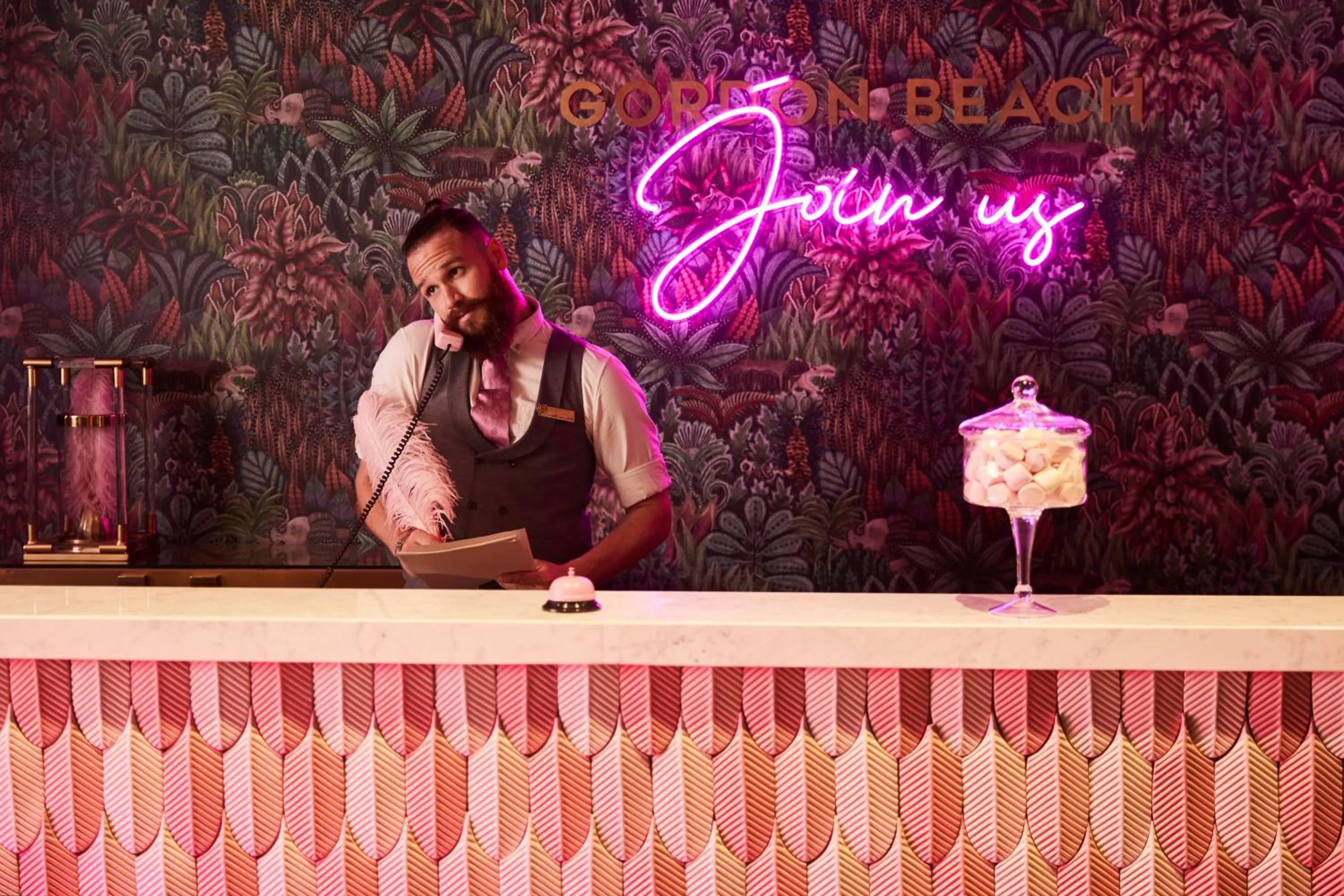 Lobby or reception in Leonardo Gordon Beach