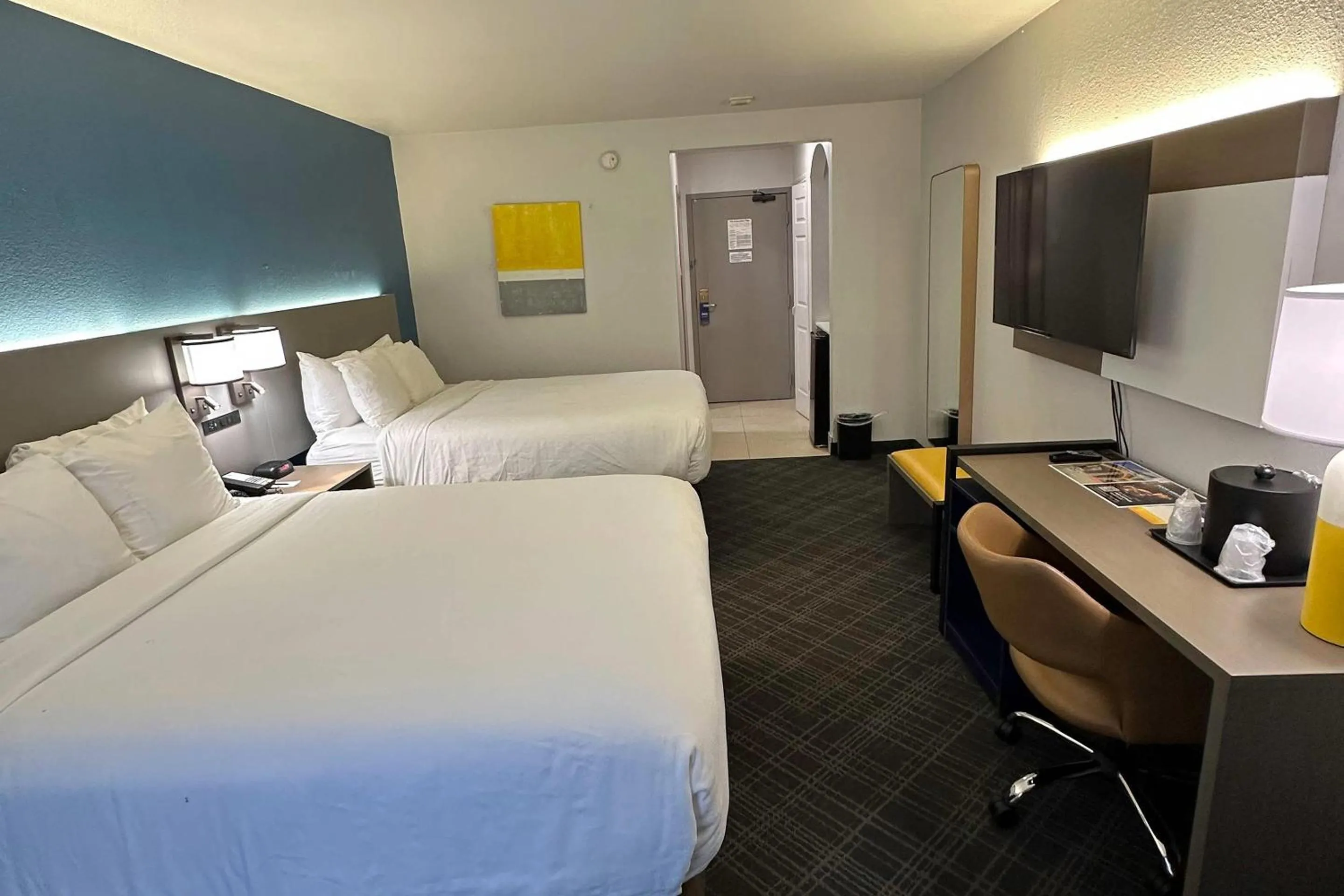 Bedroom, Bed in Comfort Inn Dallas Park Central