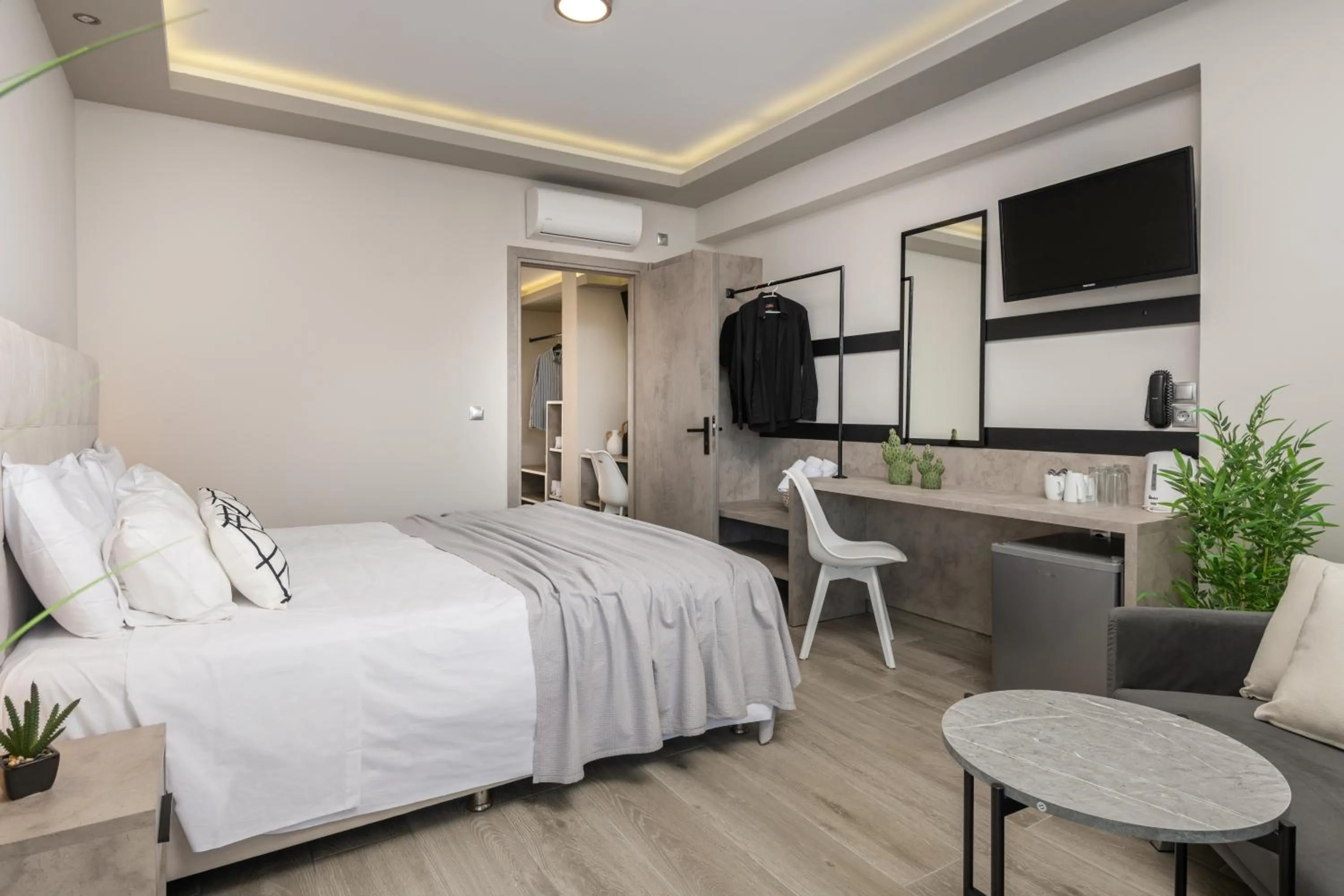 Bed in Callinica Hotel