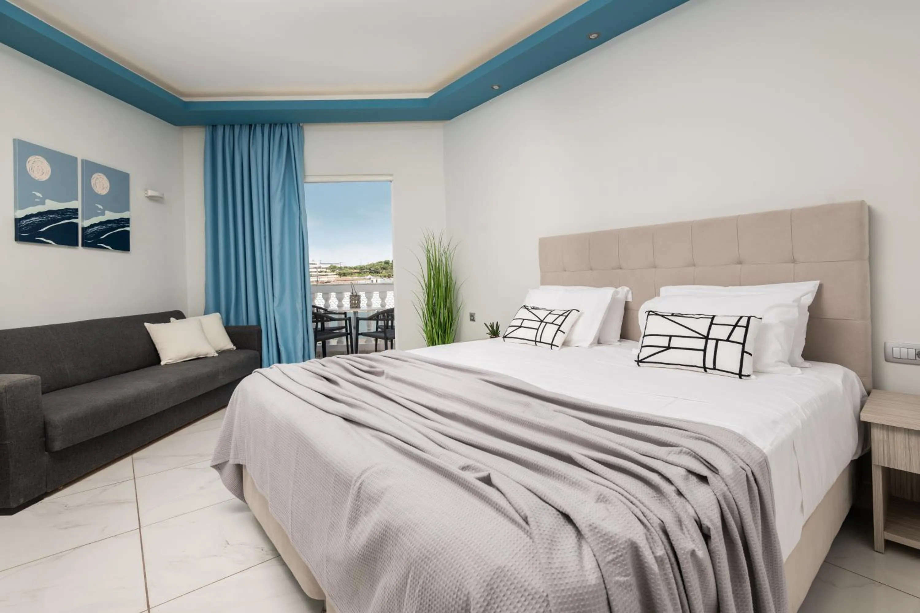 Bed in Callinica Hotel