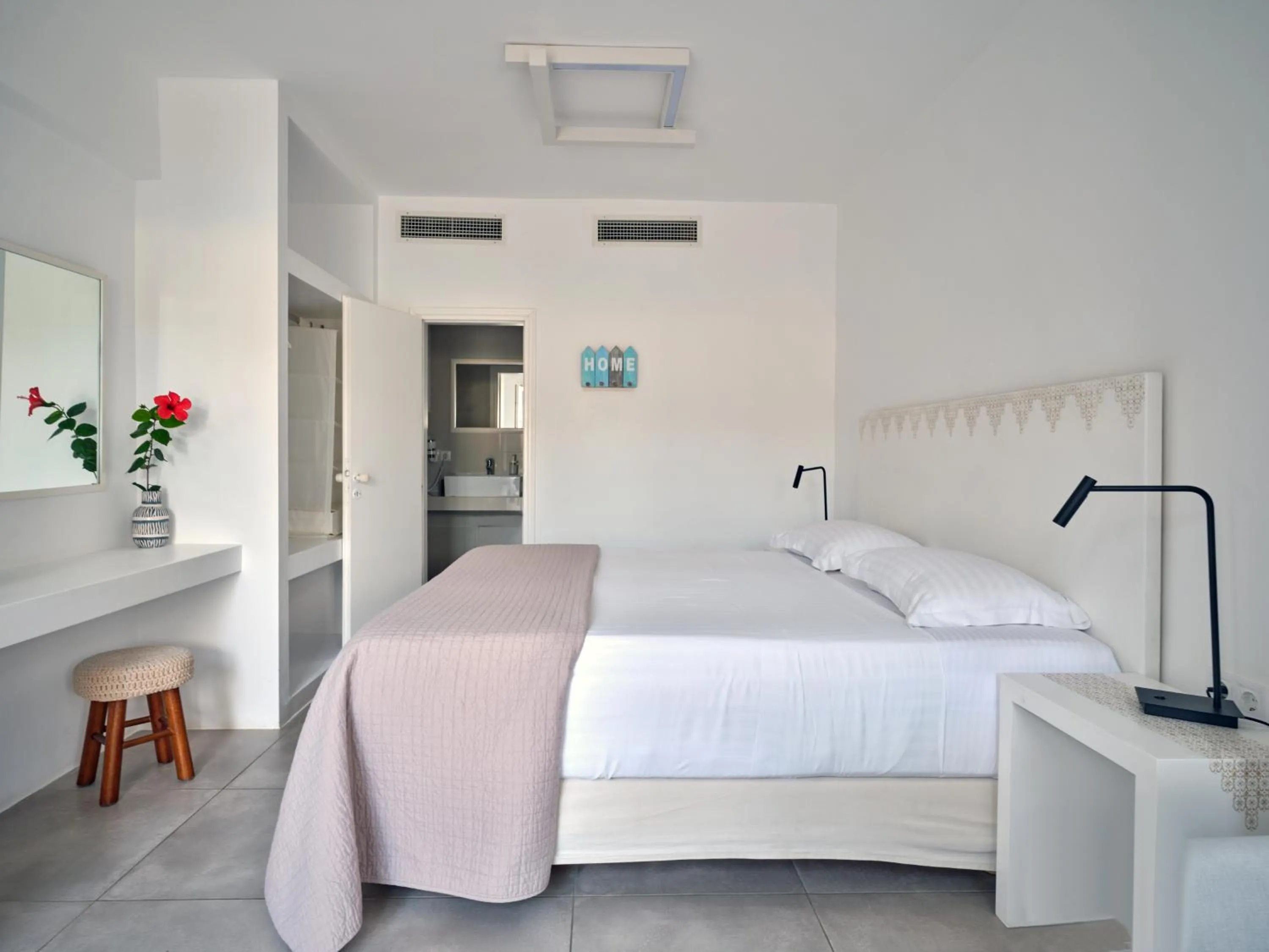 Bed in Kalypso Hotel