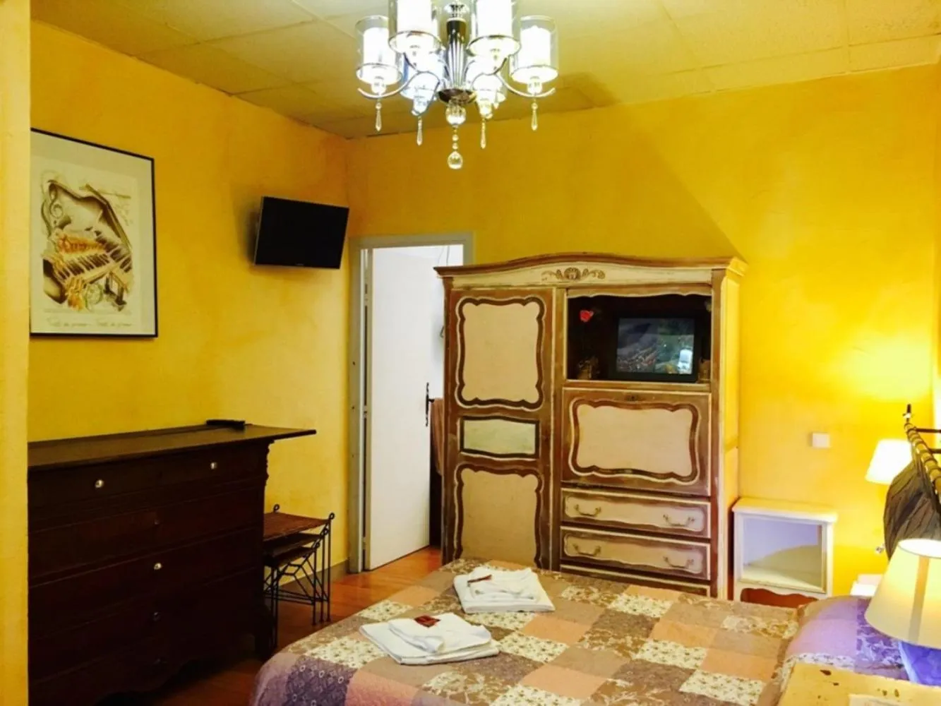 Bedroom, Bed in Boutique Hotel Couleurs Suds