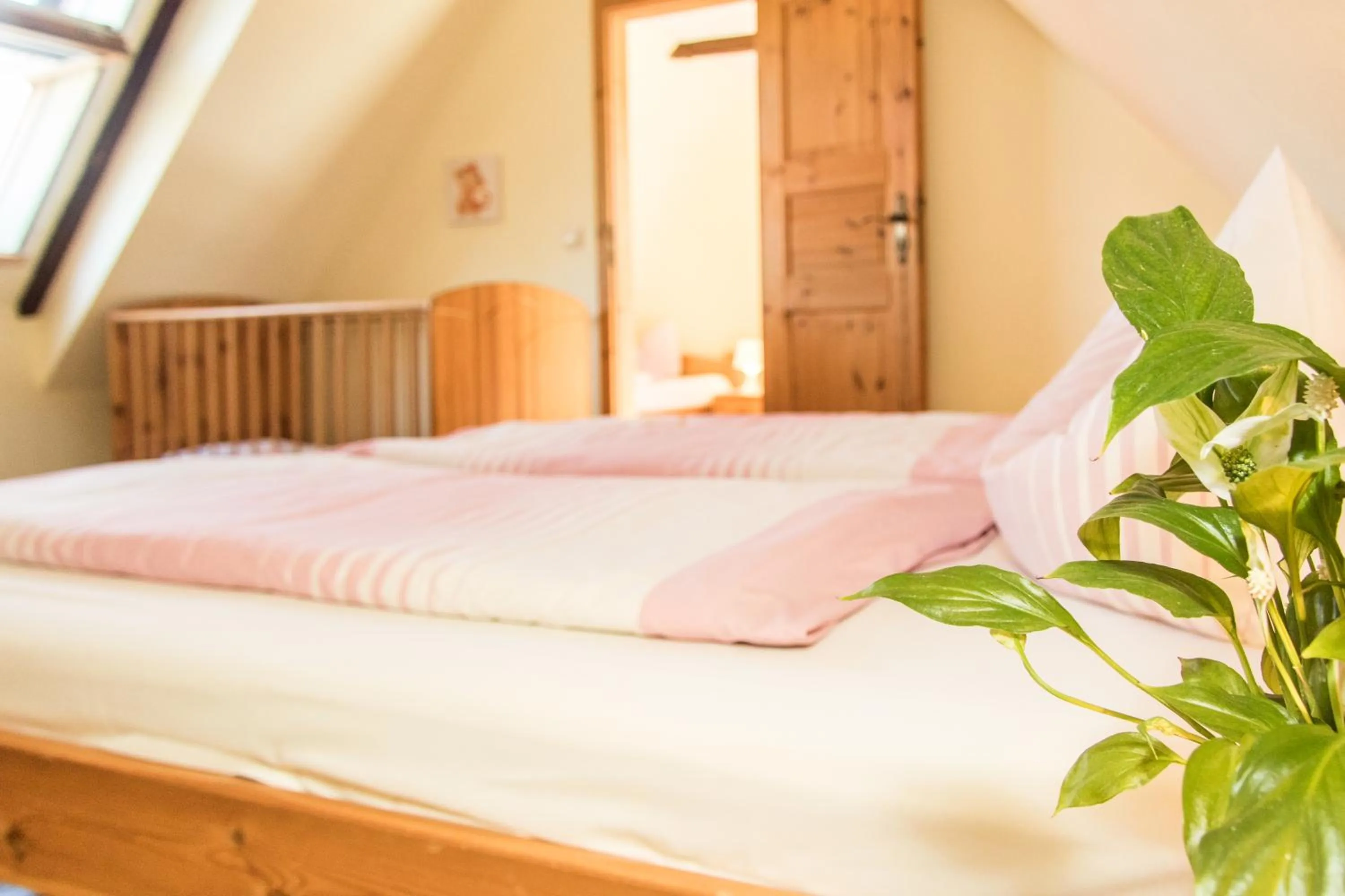 Bed in Landhotel & Reiterhof Schumann