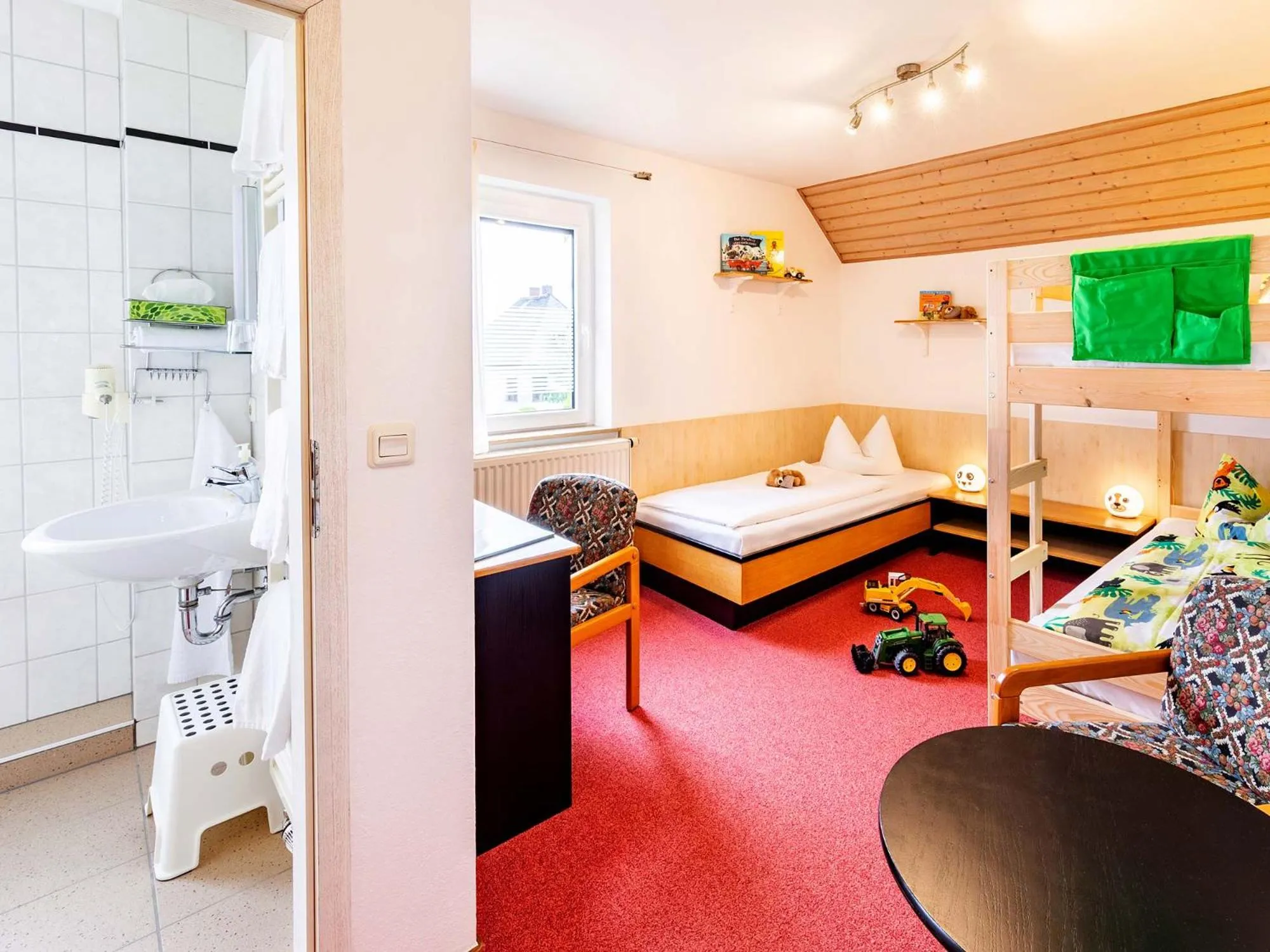 Bed in Landhotel & Reiterhof Schumann