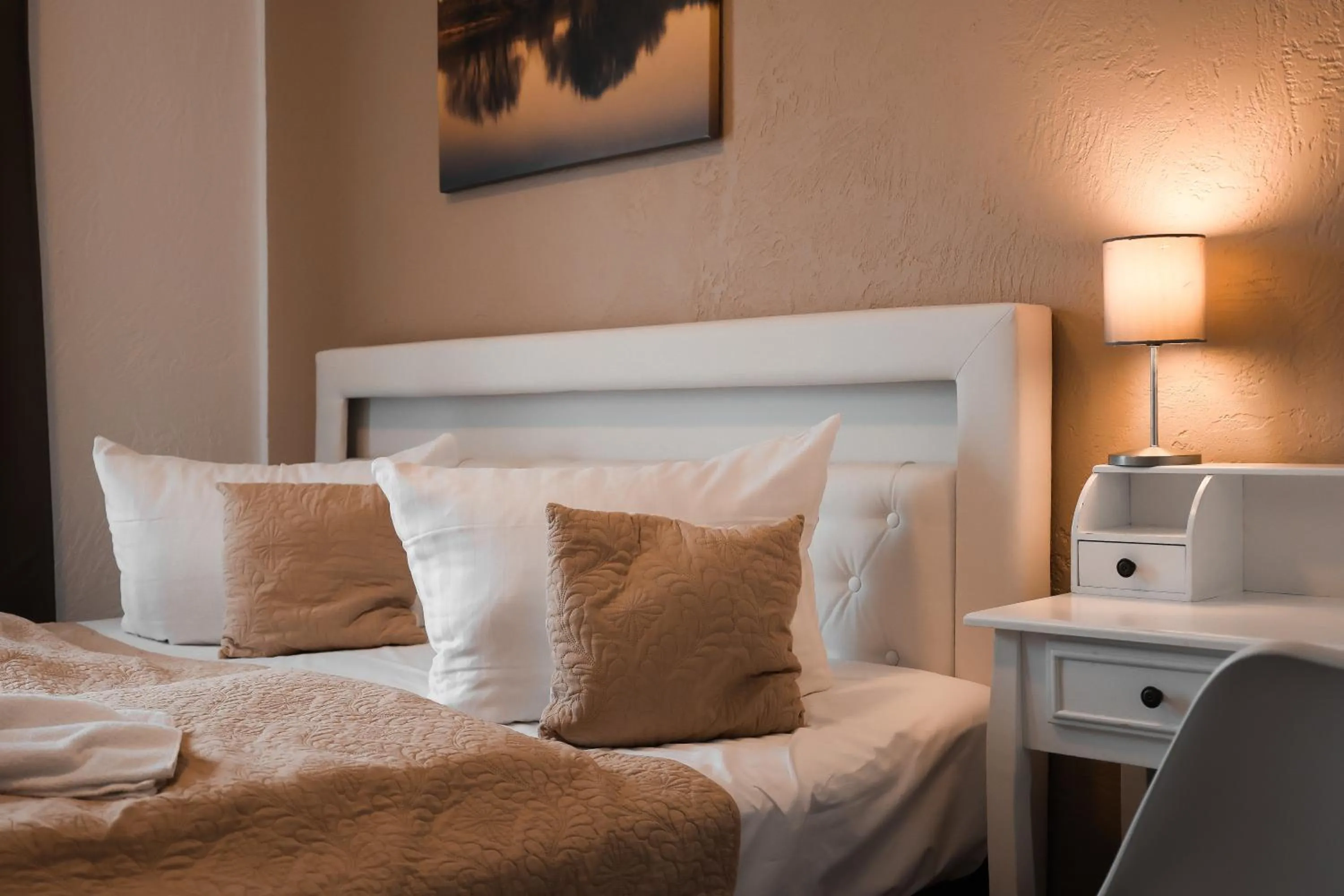 Bed in Strandhotel Vier Jahreszeiten Buckow