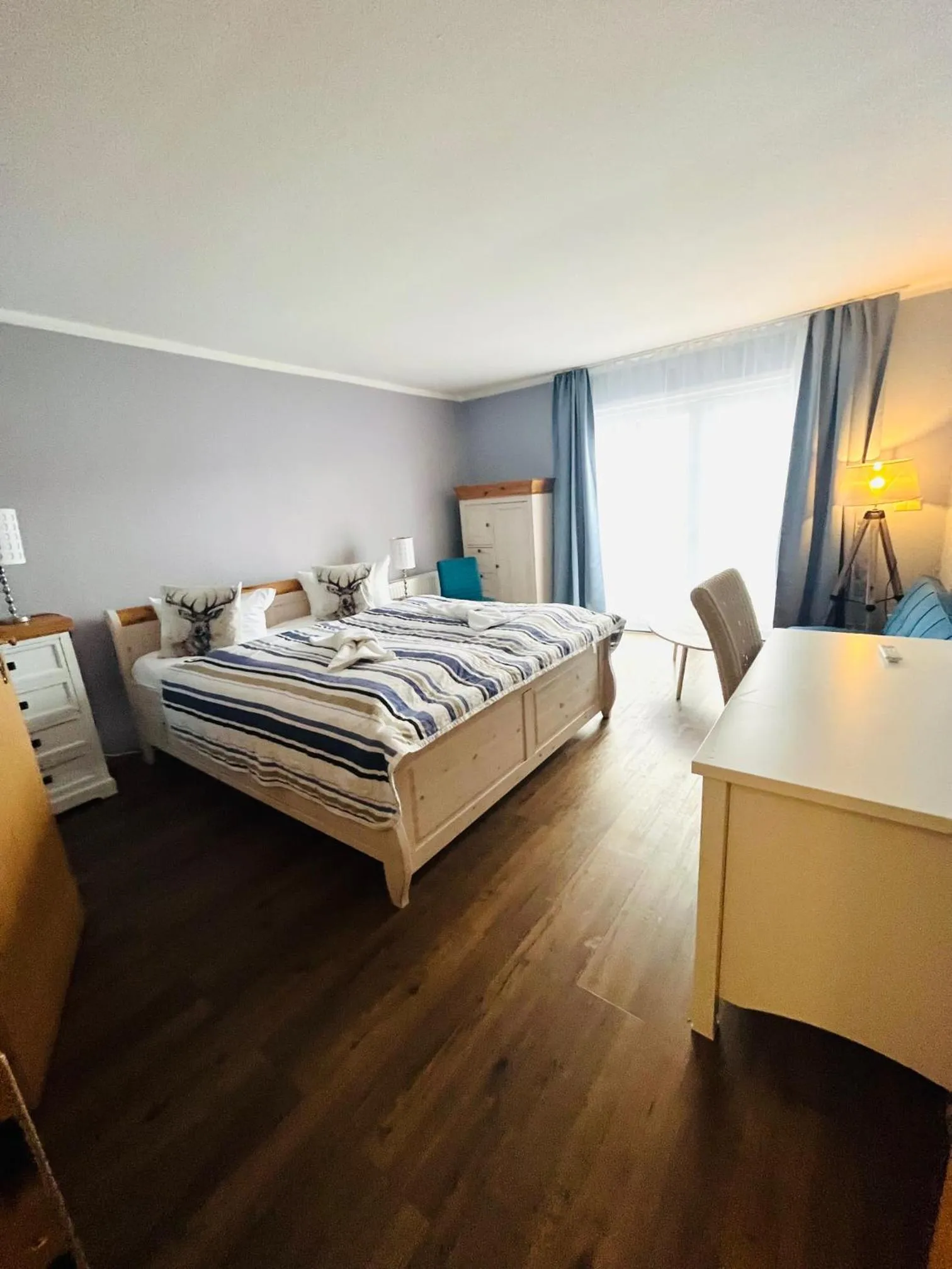 Bed in Strandhotel Vier Jahreszeiten Buckow