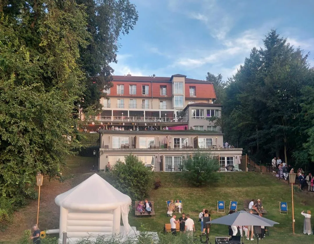 Strandhotel Vier Jahreszeiten Buckow