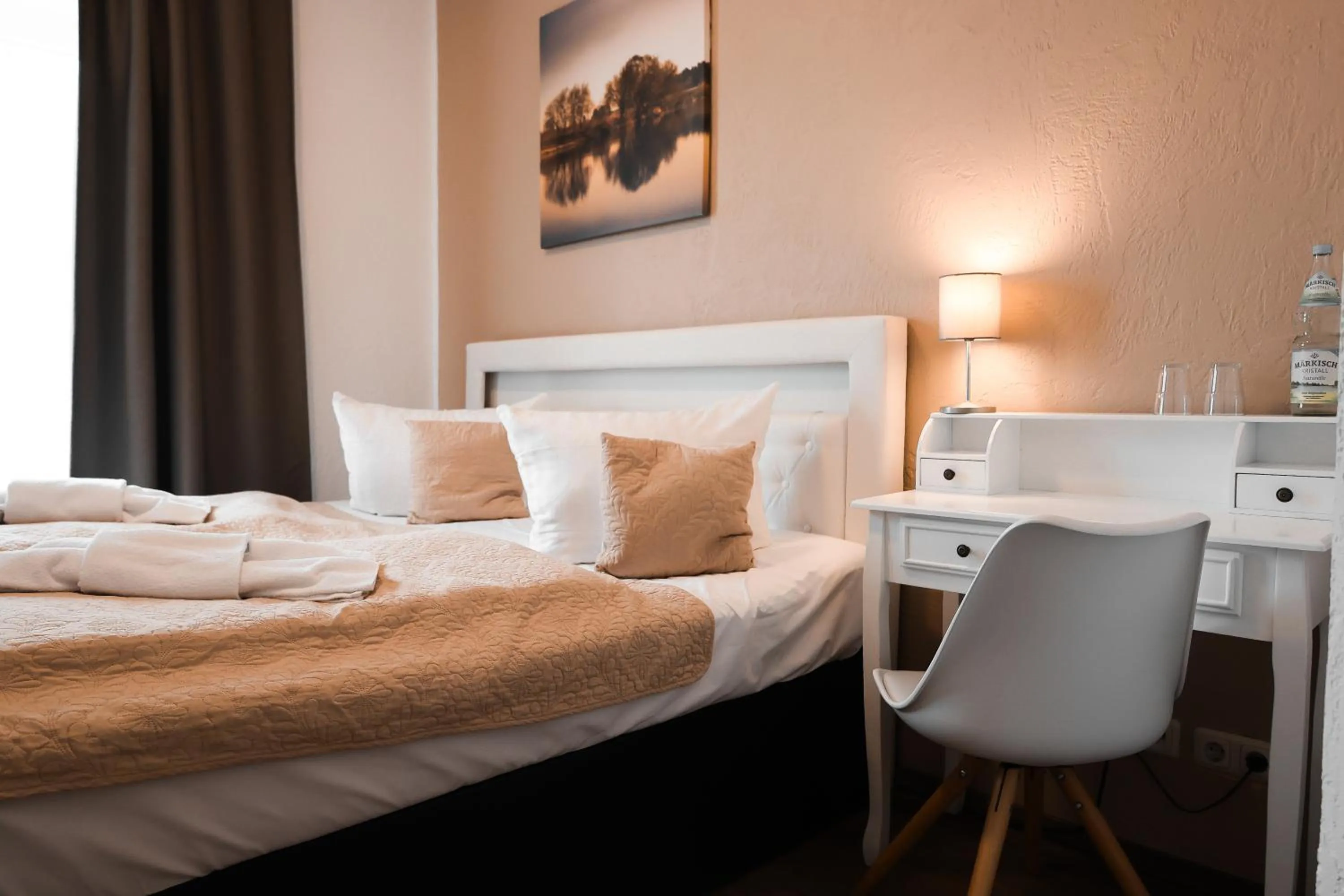 Bed in Strandhotel Vier Jahreszeiten Buckow