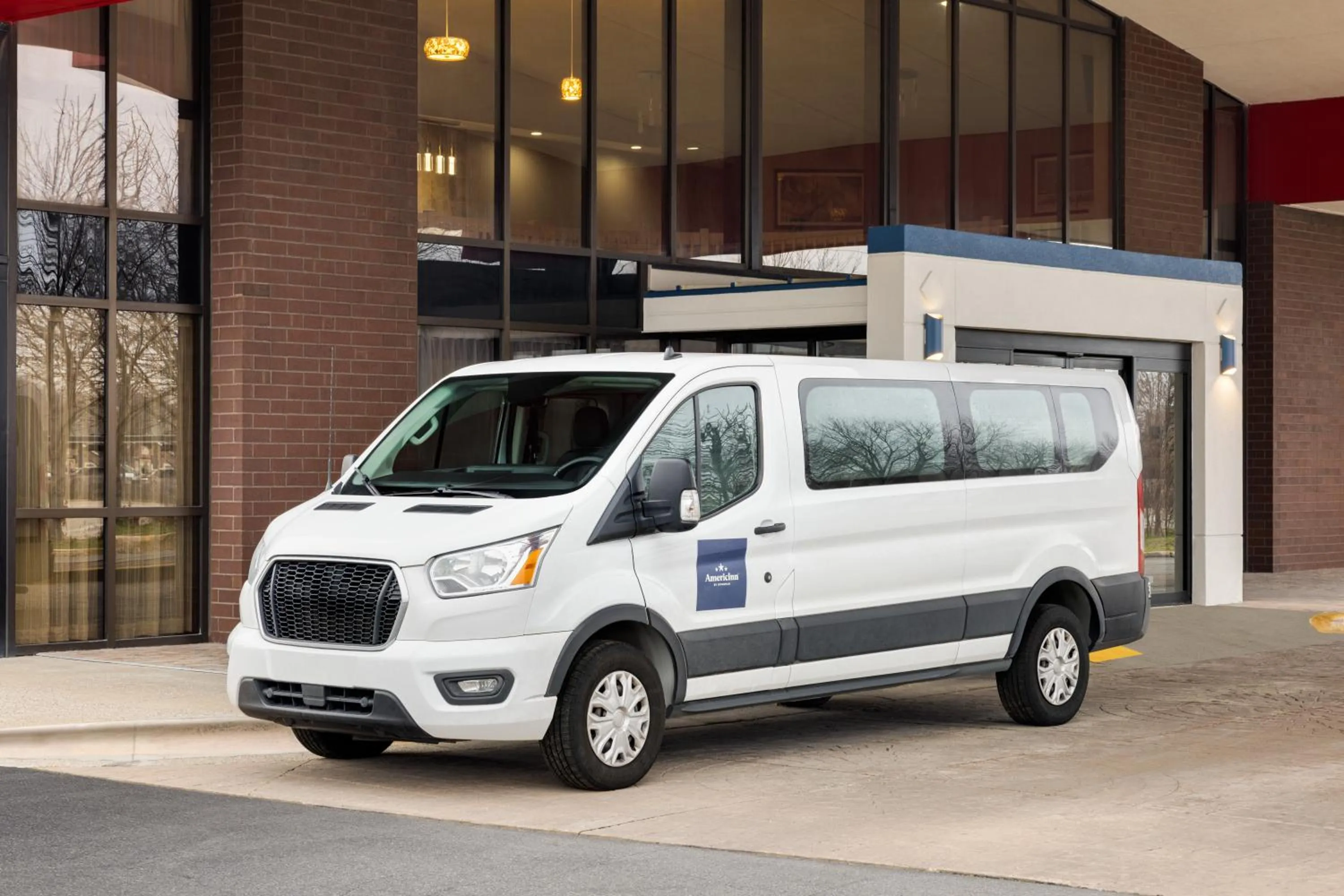 shuttle in AmericInn by Wyndham Grand Rapids Airport North
