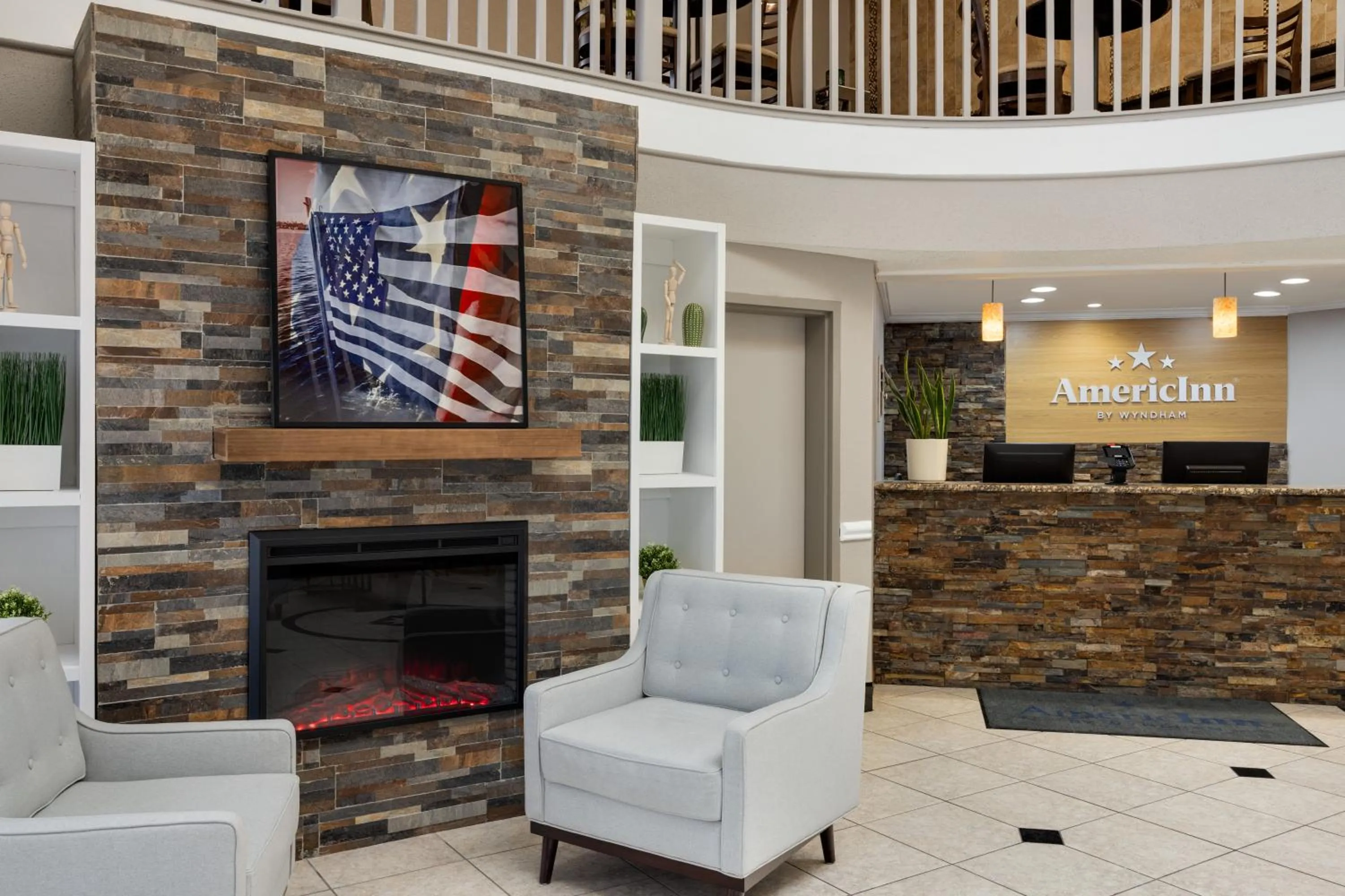 Lobby or reception in AmericInn by Wyndham Grand Rapids Airport North