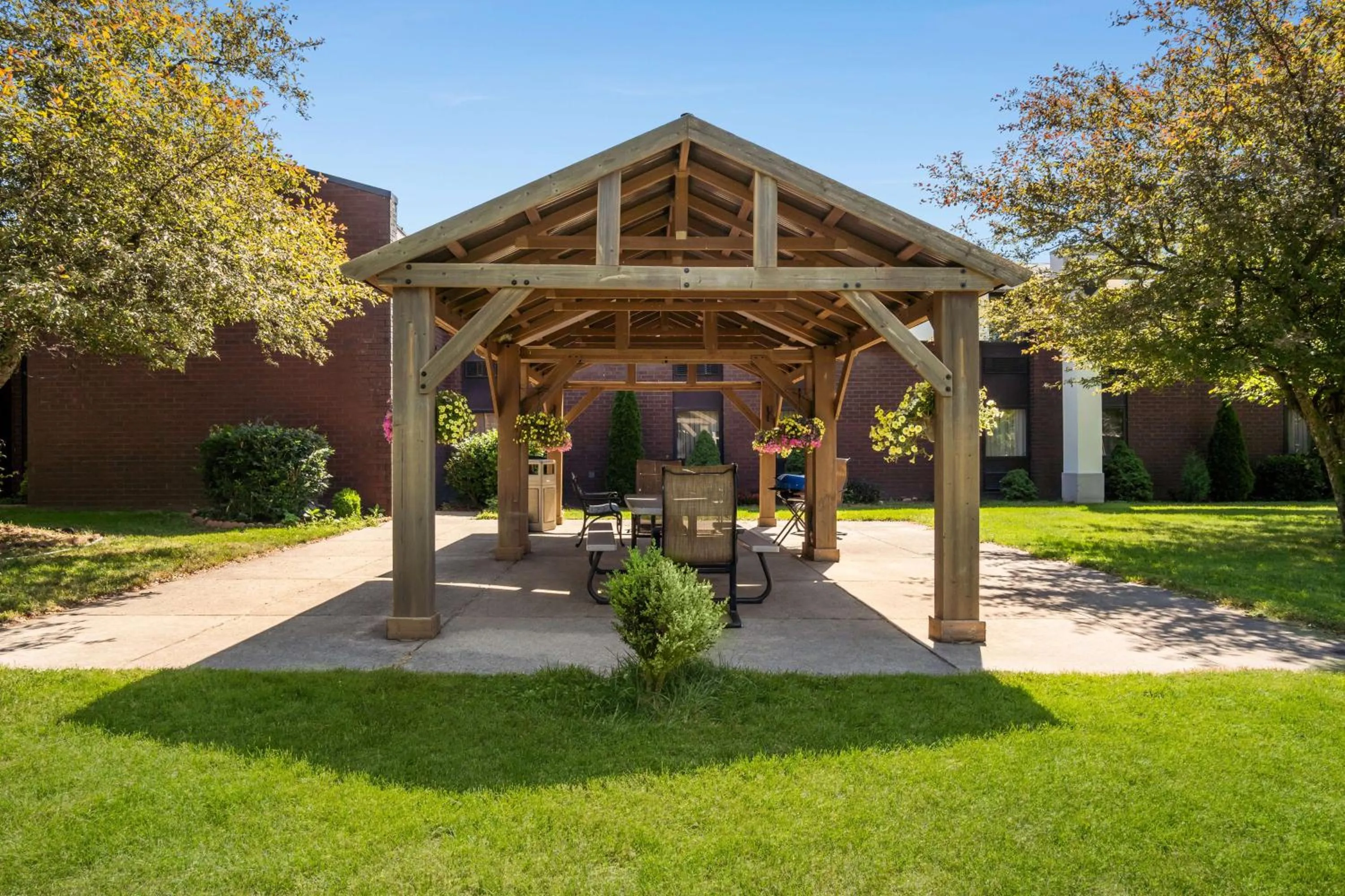 Property building in AmericInn by Wyndham Grand Rapids Airport North