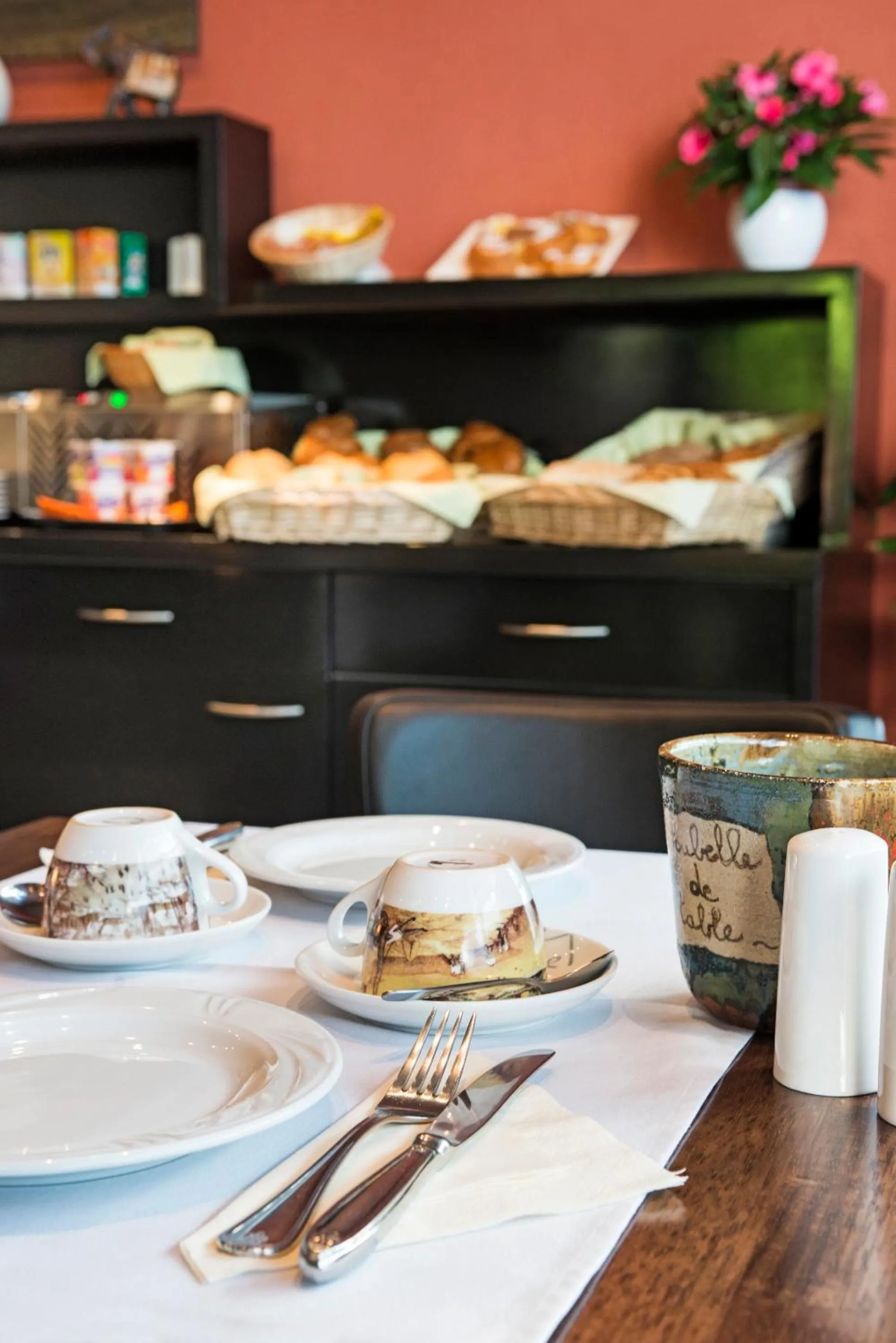 Restaurant/places to eat in Hotel Cathedral Gent Centrum