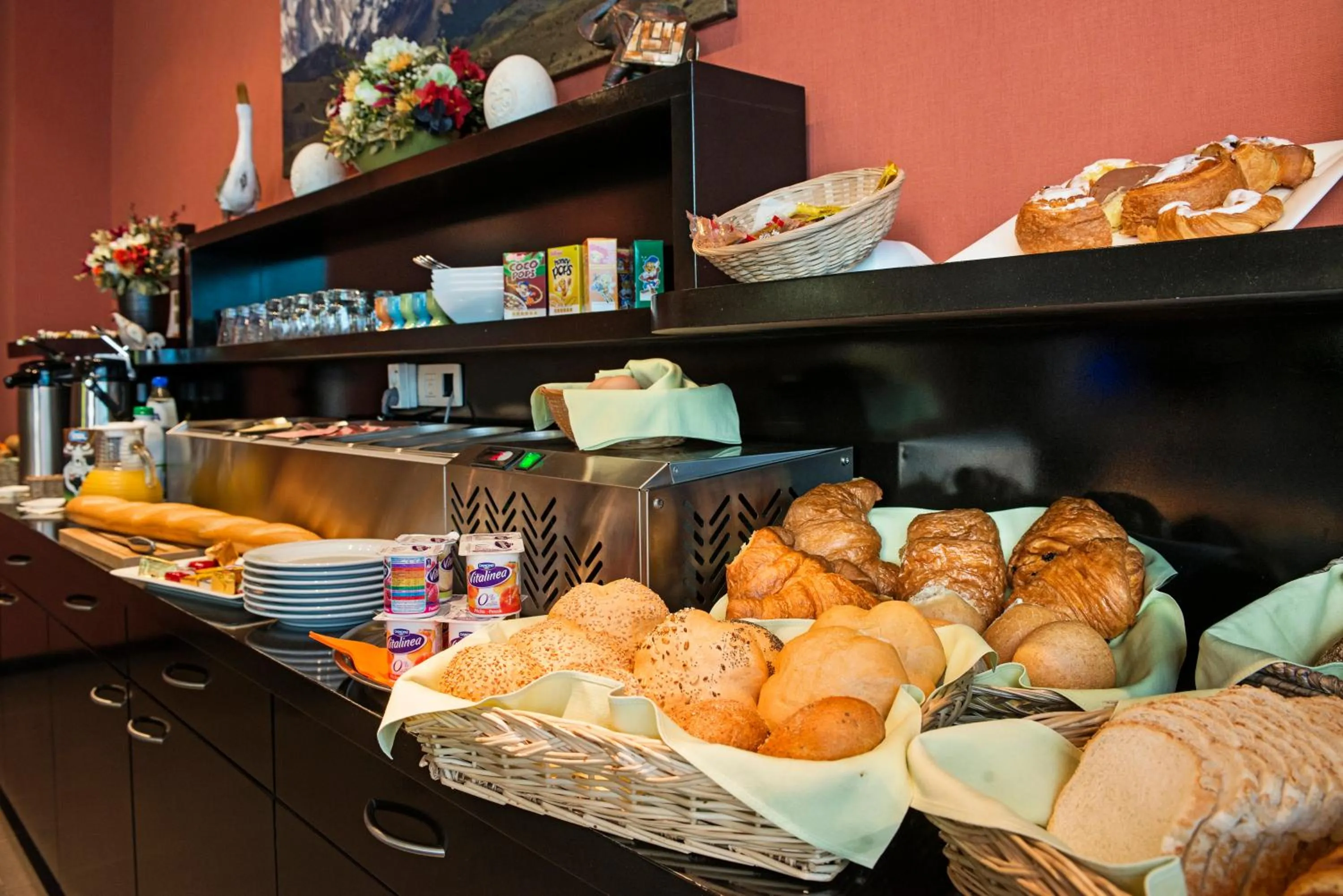 Food and drinks in Hotel Cathedral Gent Centrum