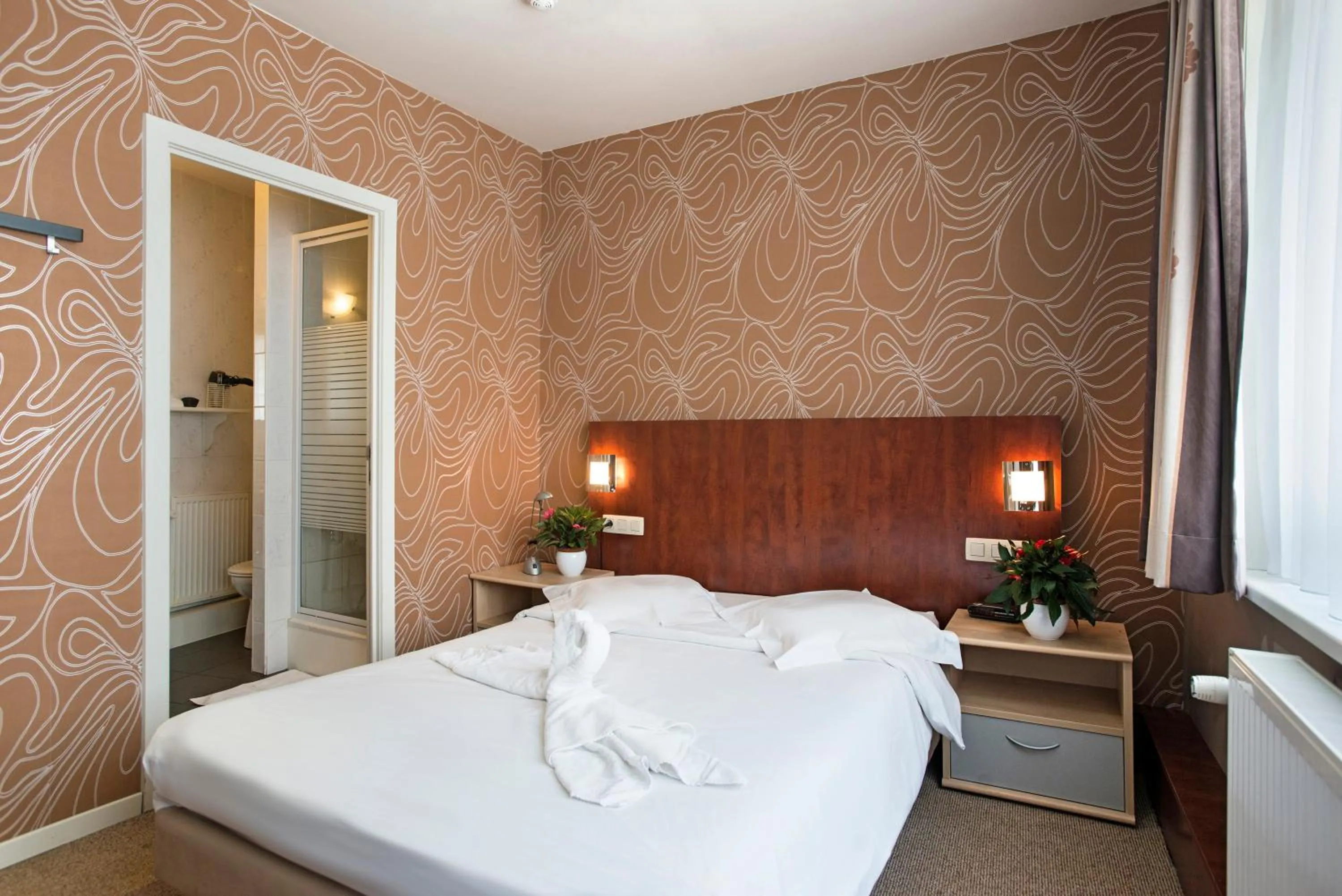 Bed in Hotel Cathedral Gent Centrum