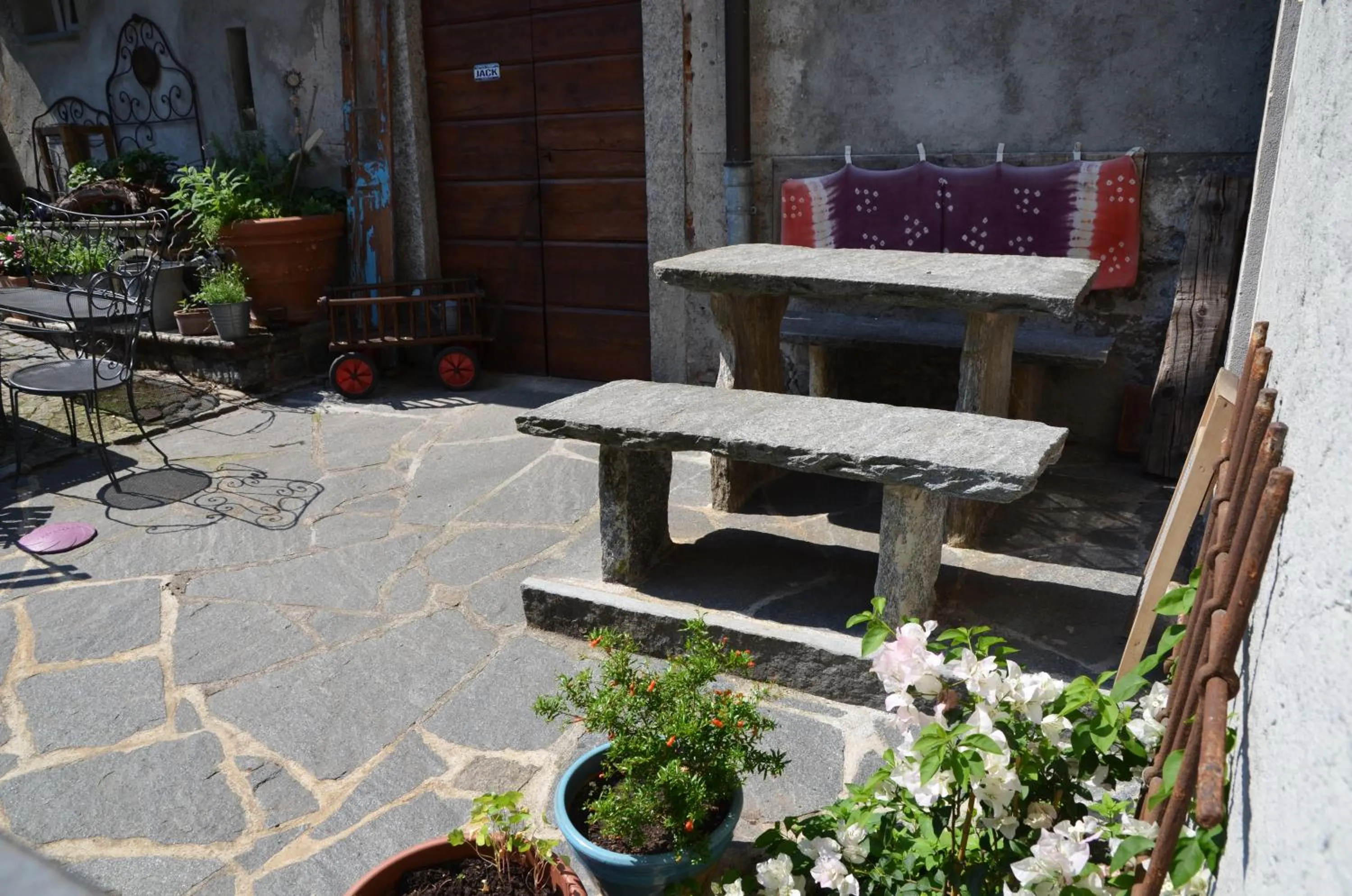 Garden view in Antica Sosta dei Viandanti