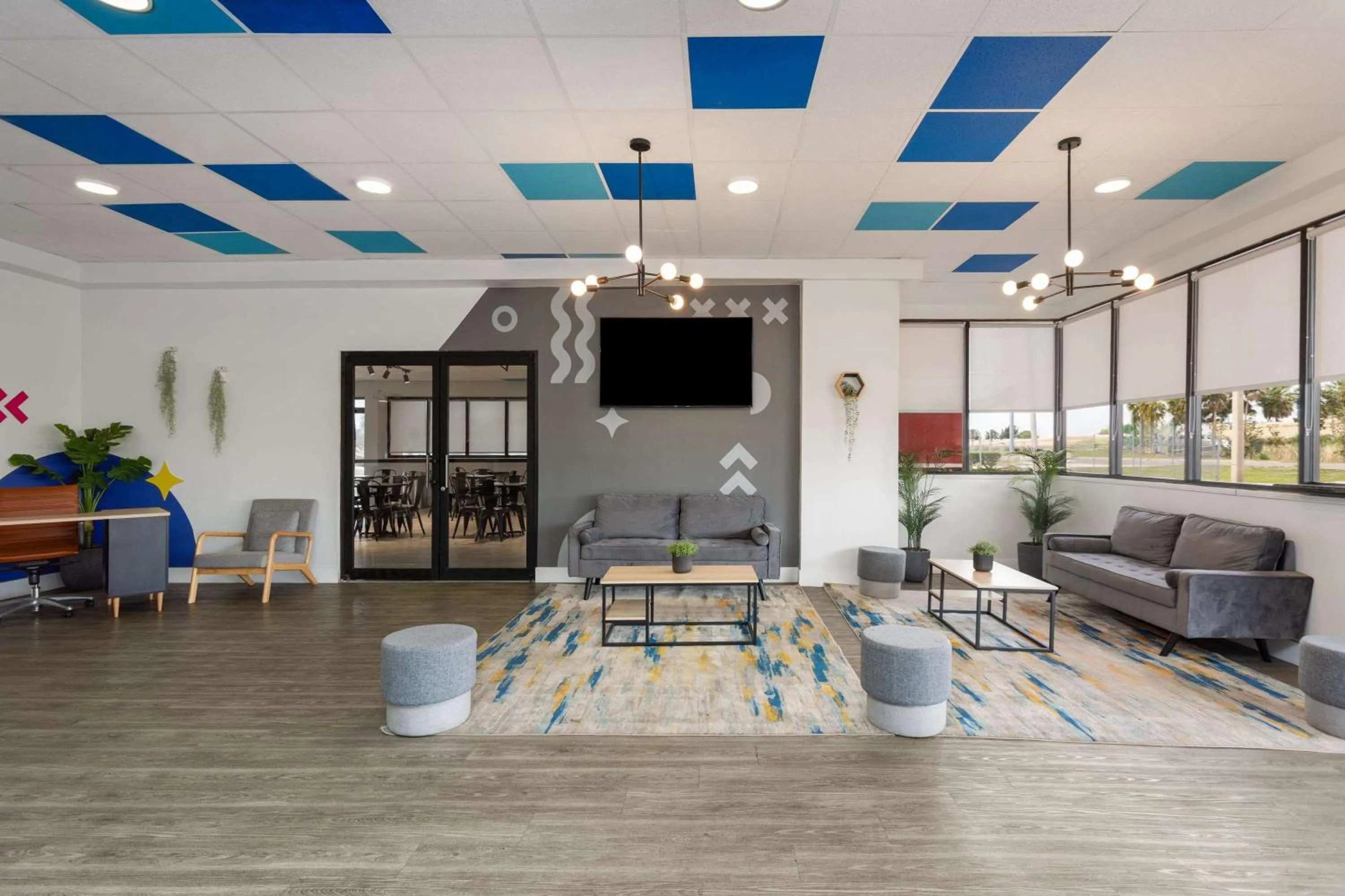 Lobby or reception in Baymont by Wyndham Orlando North Millenia