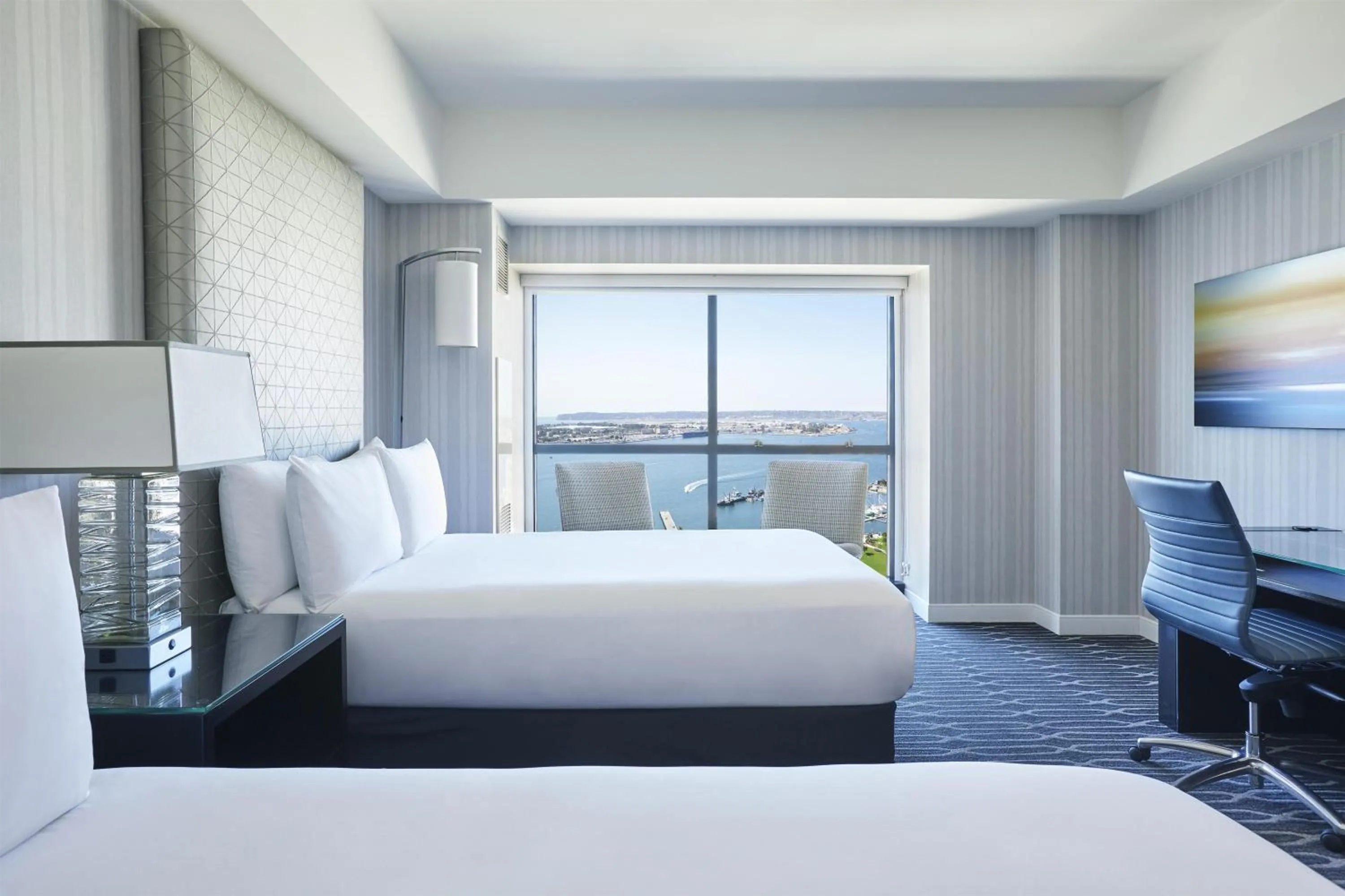 Bedroom, Bed in Manchester Grand Hyatt San Diego