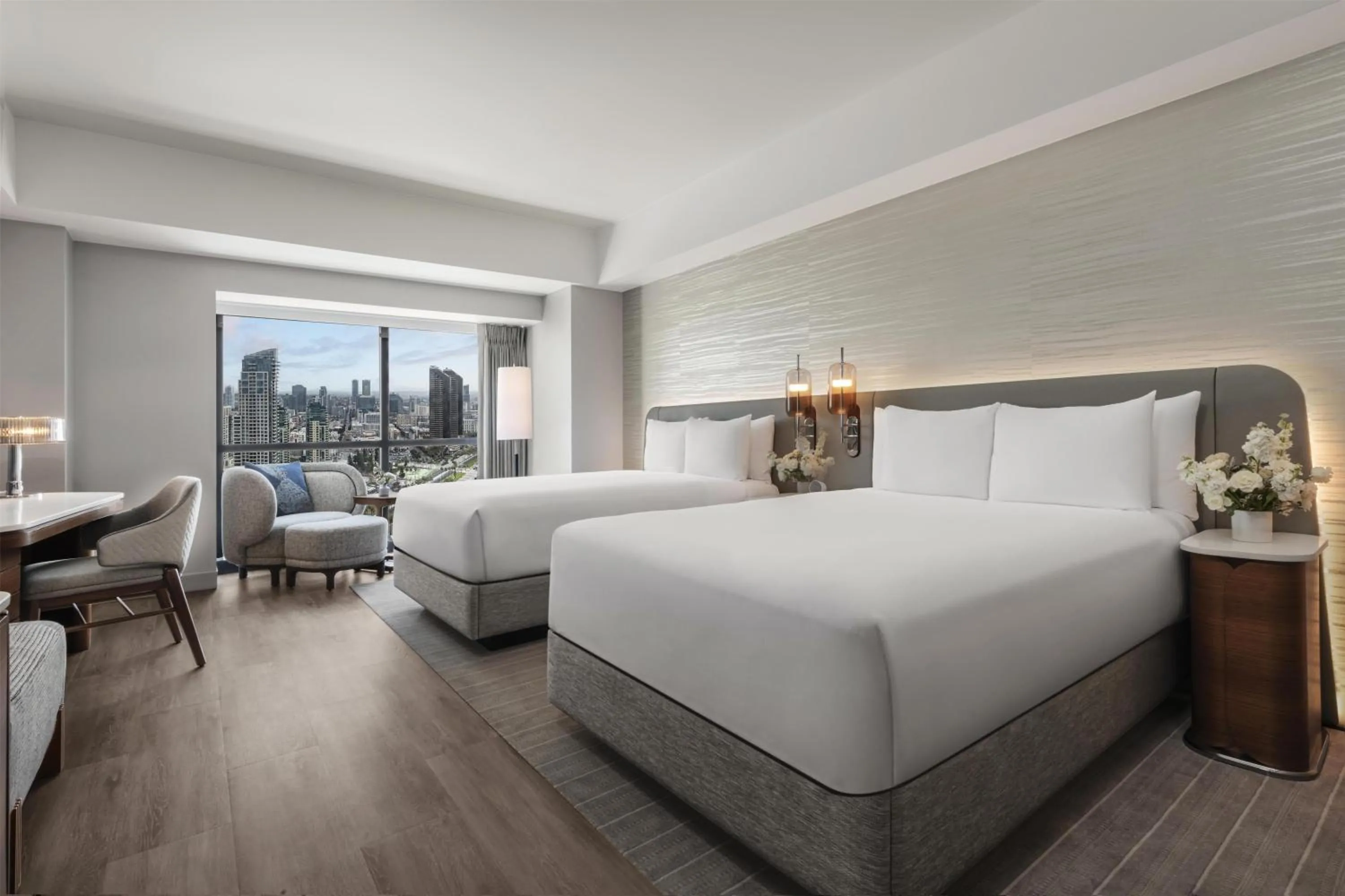 Bedroom, Bed in Manchester Grand Hyatt San Diego