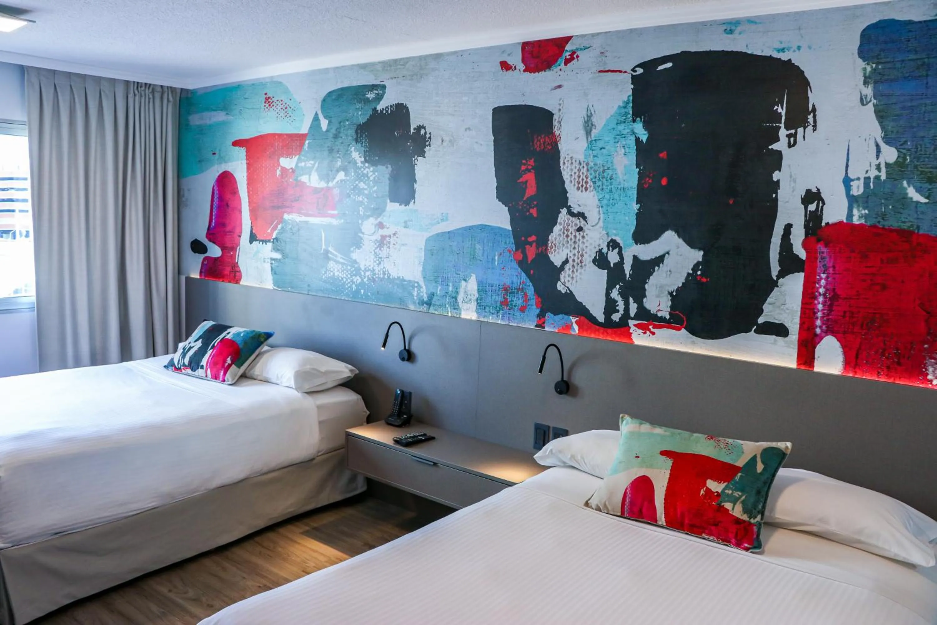 Standard Twin Room in Palladium Business Hotel