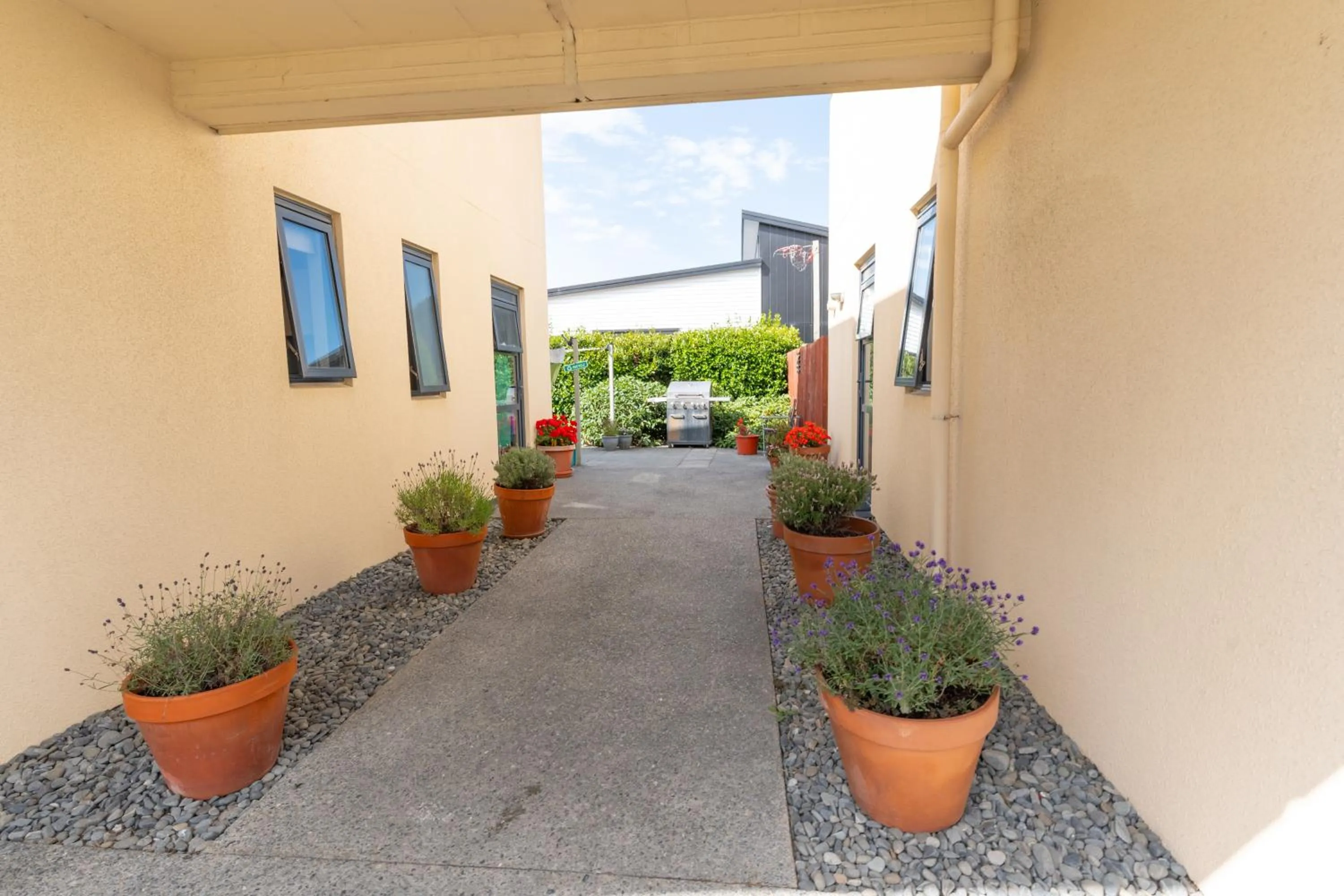 Garden view in Bella Vista Motel Ashburton