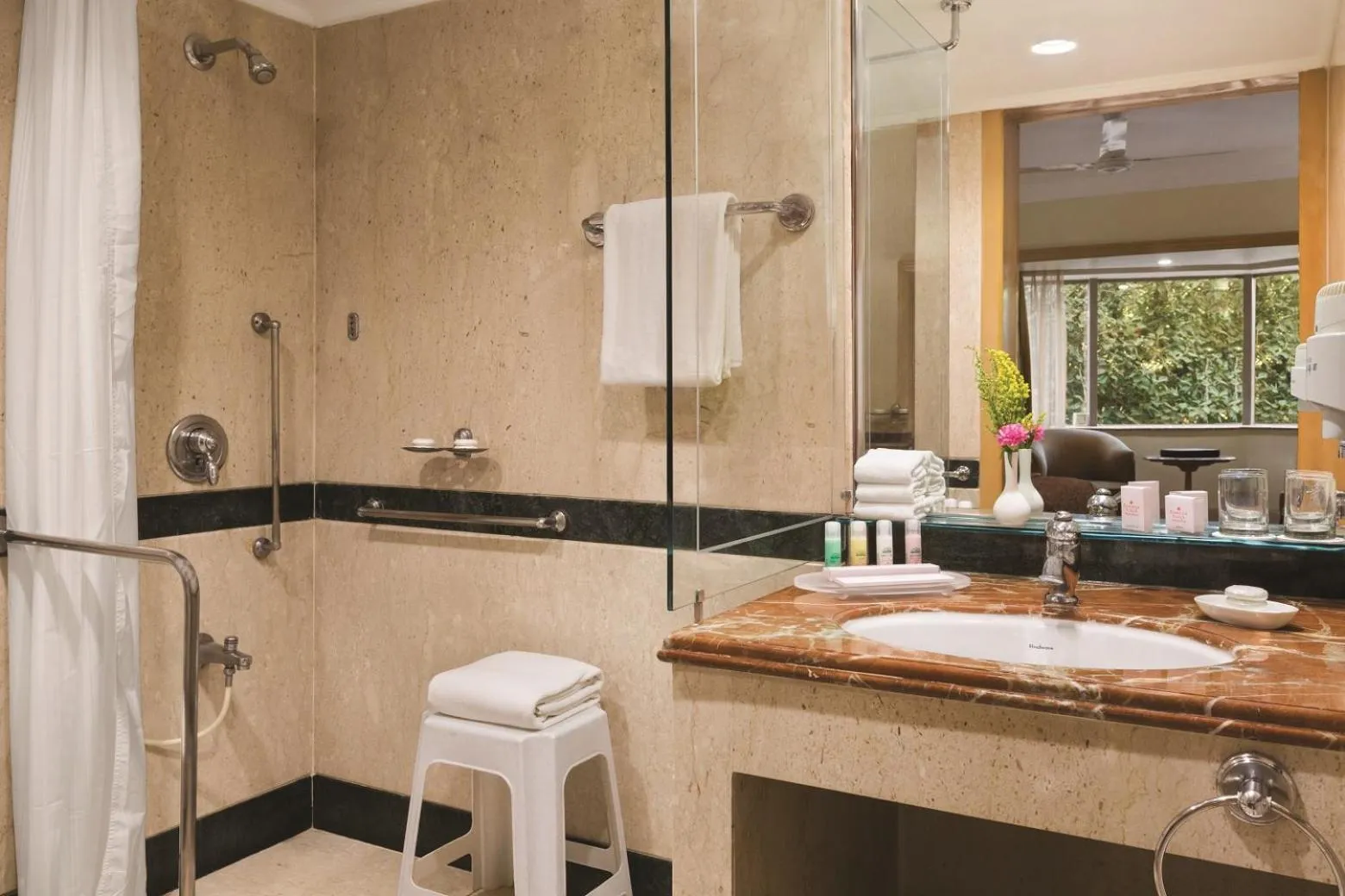 Ramada Plaza By Wyndham Palm Grove